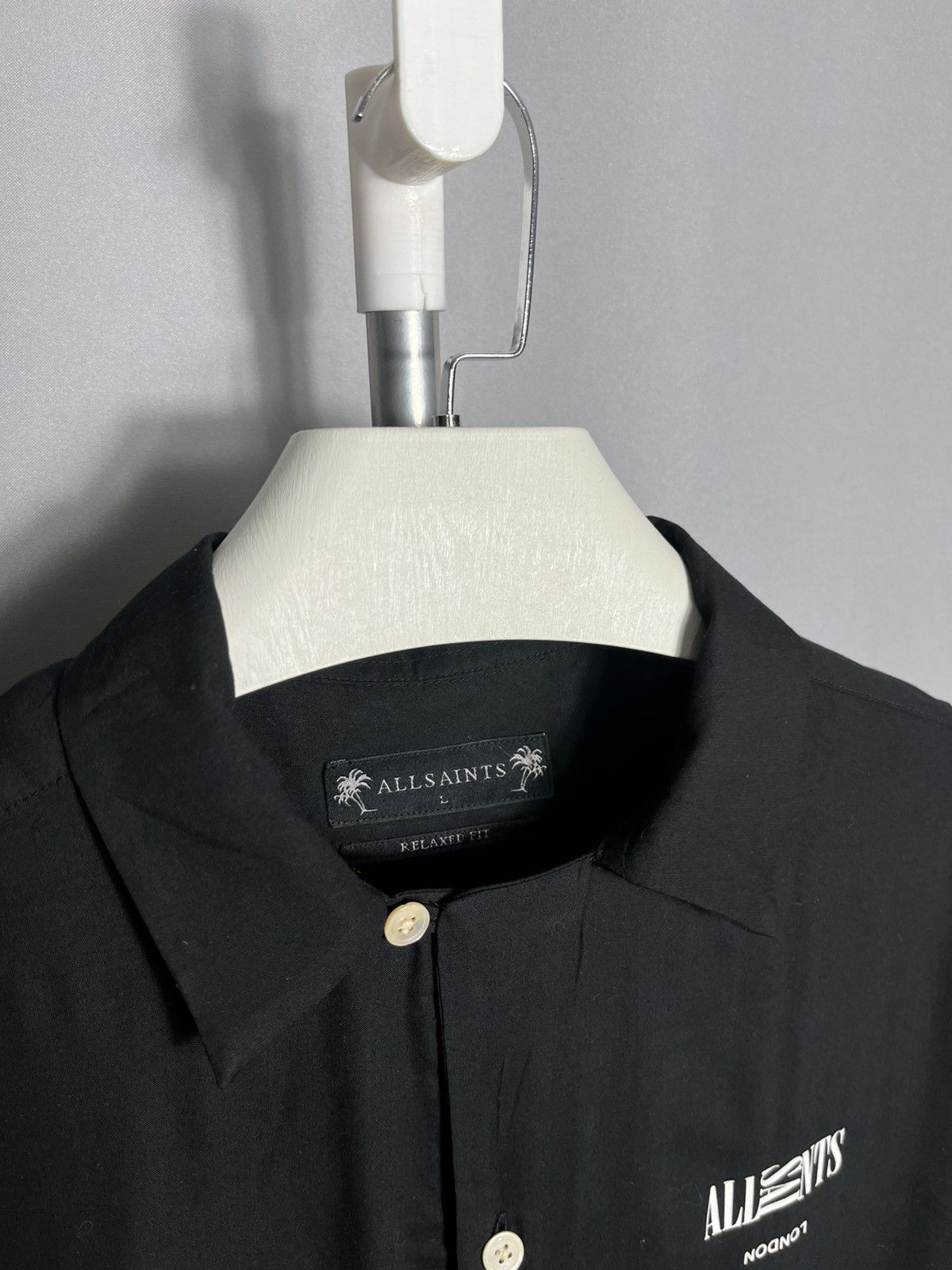 Allsaints Allsaints Burman Camp Shirt Mens Black Viscose Short Sleeve Size US L / EU 52-54 / 3 - 3 Thumbnail