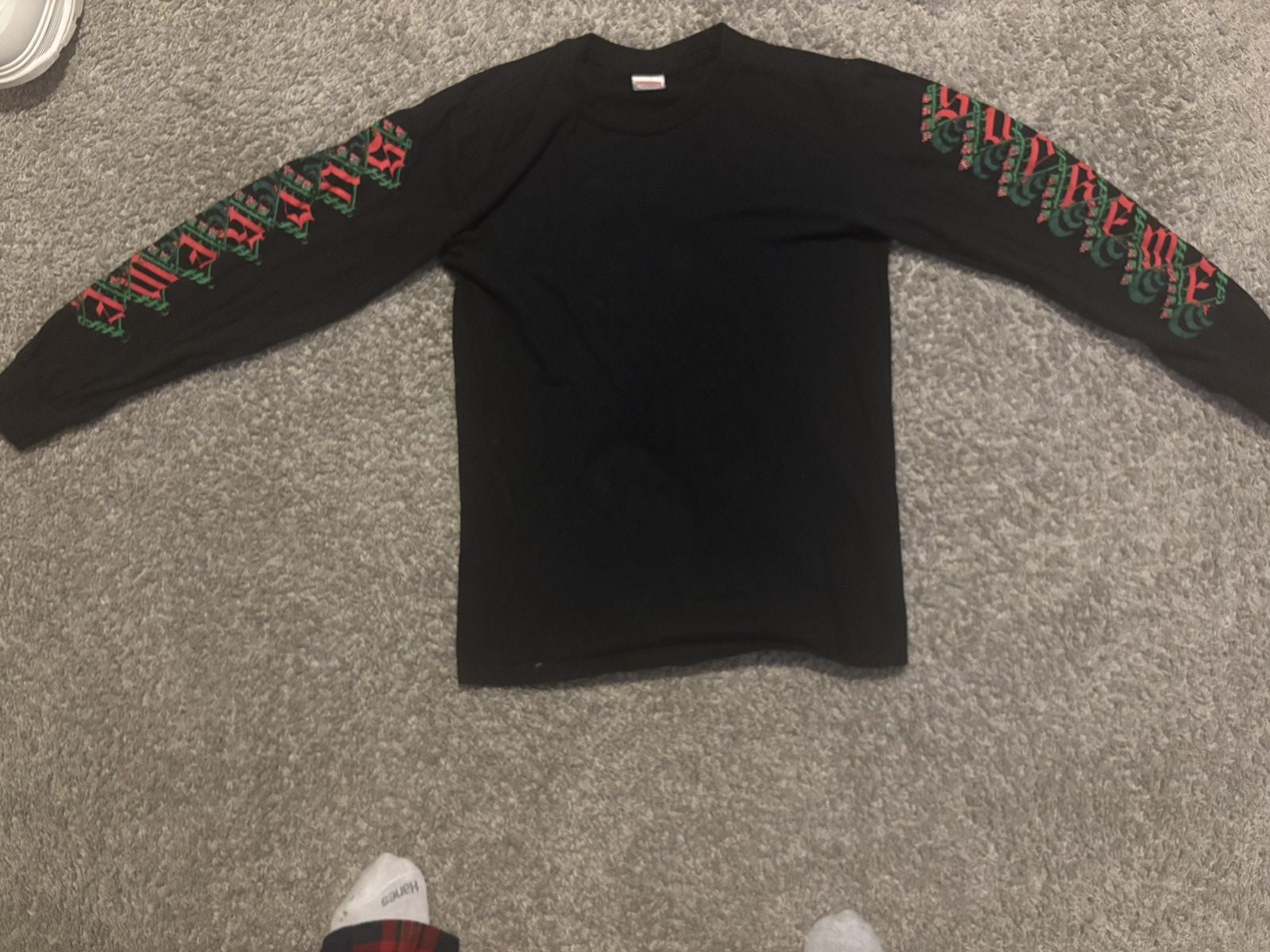 Supreme Supreme Strawberries L/S Tee Size US S / EU 44-46 / 1 - 5 Thumbnail