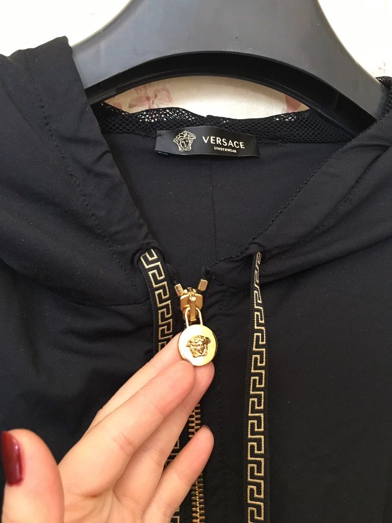 Versace Versace Medusa coat dress Size M / US 6-8 / IT 42-44 - 2 Thumbnail