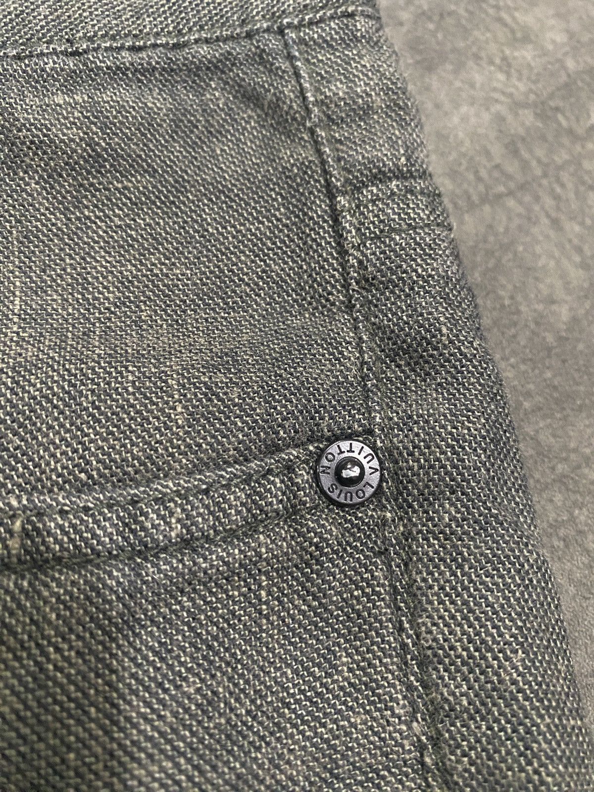 Fragment Design × Louis Vuitton 🔥BINDING NOW🔥Louis Vuitton & Fragments Casual Pants Size 31 Size US 31 - 18 Thumbnail