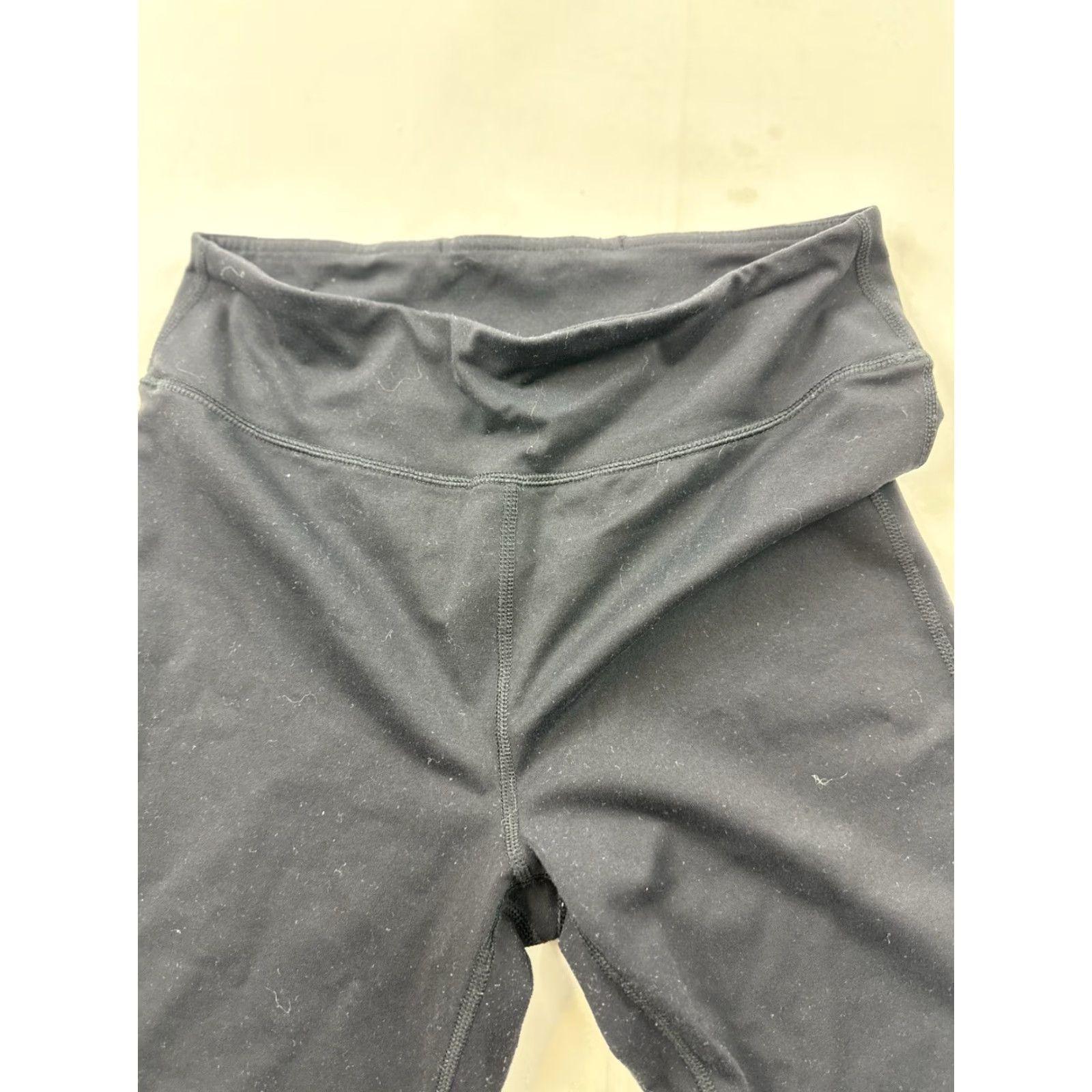 J.Crew J.Crew Leggings Women’s M Black Cropped Compression Activewear Yoga Running Gym Women M Black Cropped Compression Size 32" / US 10 / IT 46 - 3 Thumbnail