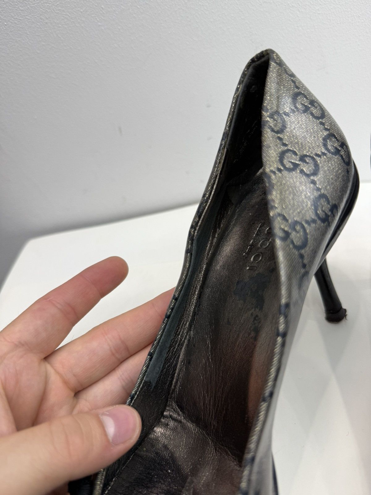Gucci Gucci Monogram Gray Heels Size US 7.5 / IT 37.5 - 9 Thumbnail