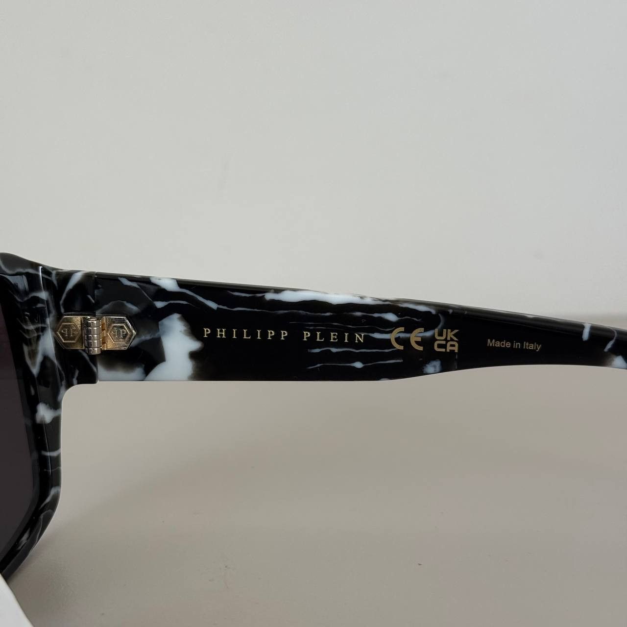 Philipp Plein Philipp Plein Hexagon SPP081 Men’s Sunglasses Marble Black Size ONE SIZE - 13 Thumbnail