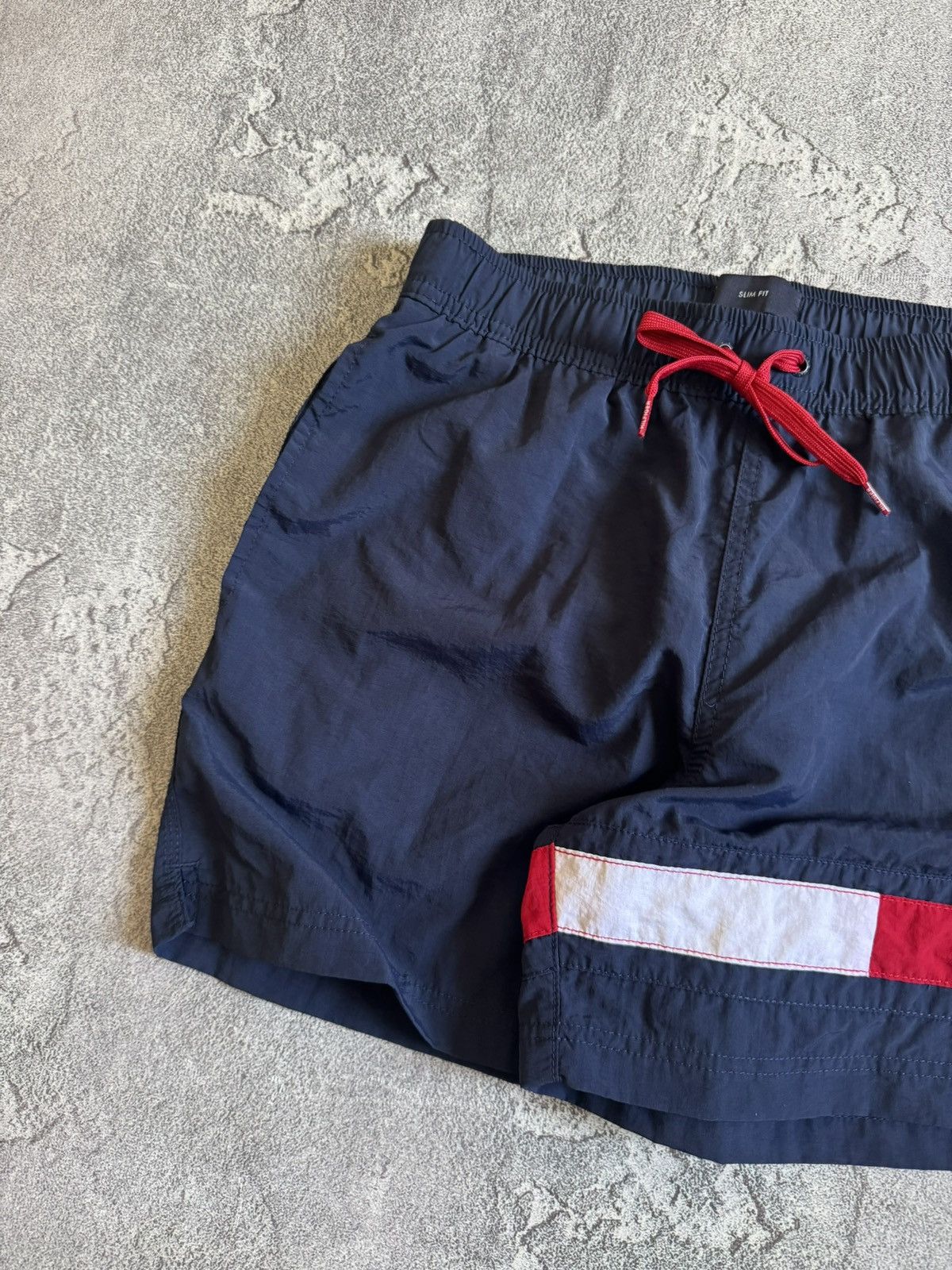 Tommy Hilfiger Tommy Hilfiger S big logo nylon shorts 🩳 summer beach Size US 30 / EU 46 - 3 Thumbnail