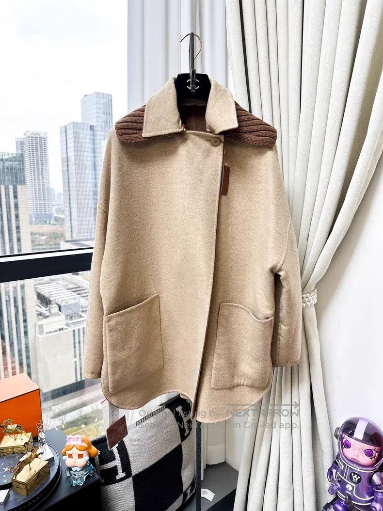Loro Piana Loro Piana Khaki inner-lined with coffee brown reversible Size S / US 4 / IT 40 - 1 Thumbnail