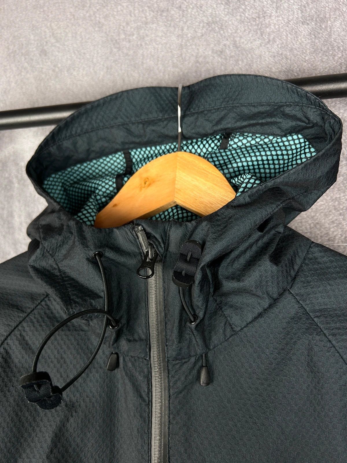 Nike Nike Tech Fleece windbreaker jacket mini logo print zip Size US L / EU 52-54 / 3 - 5 Thumbnail