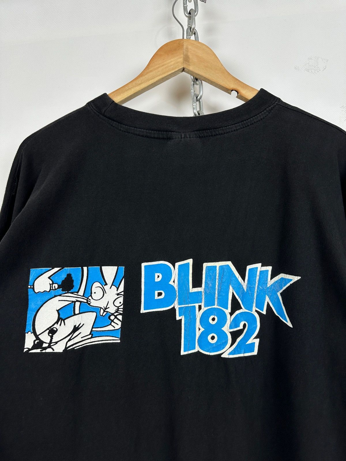 Band Tees 90s Vintage Blink 182 Skanking Bunny Band T-Shirt Size US XL / EU 56 / 4 - 17 Thumbnail