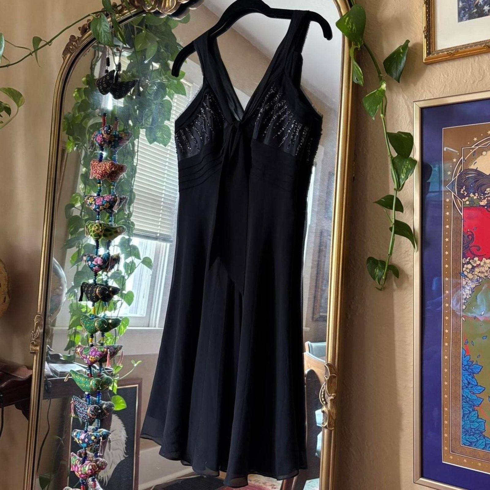 Bcbgmaxazria Vintage BCBG Maxazria Y2K Silk Beaded Little Black Dress 6 Size M / US 6-8 / IT 42-44 - 2 Thumbnail