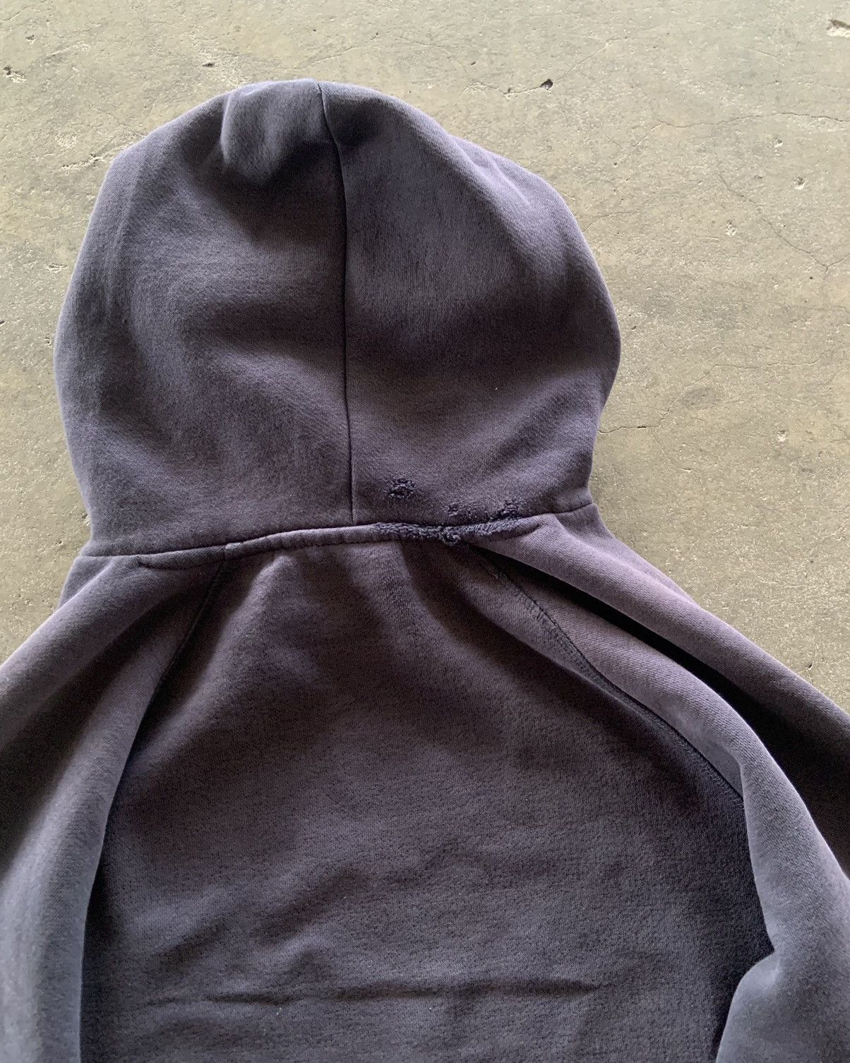 Adidas × Japanese Brand × Vintage 2000s Adidas Trashed Faded Navy Boxy Hoodie Size US M / EU 48-50 / 2 - 7 Thumbnail