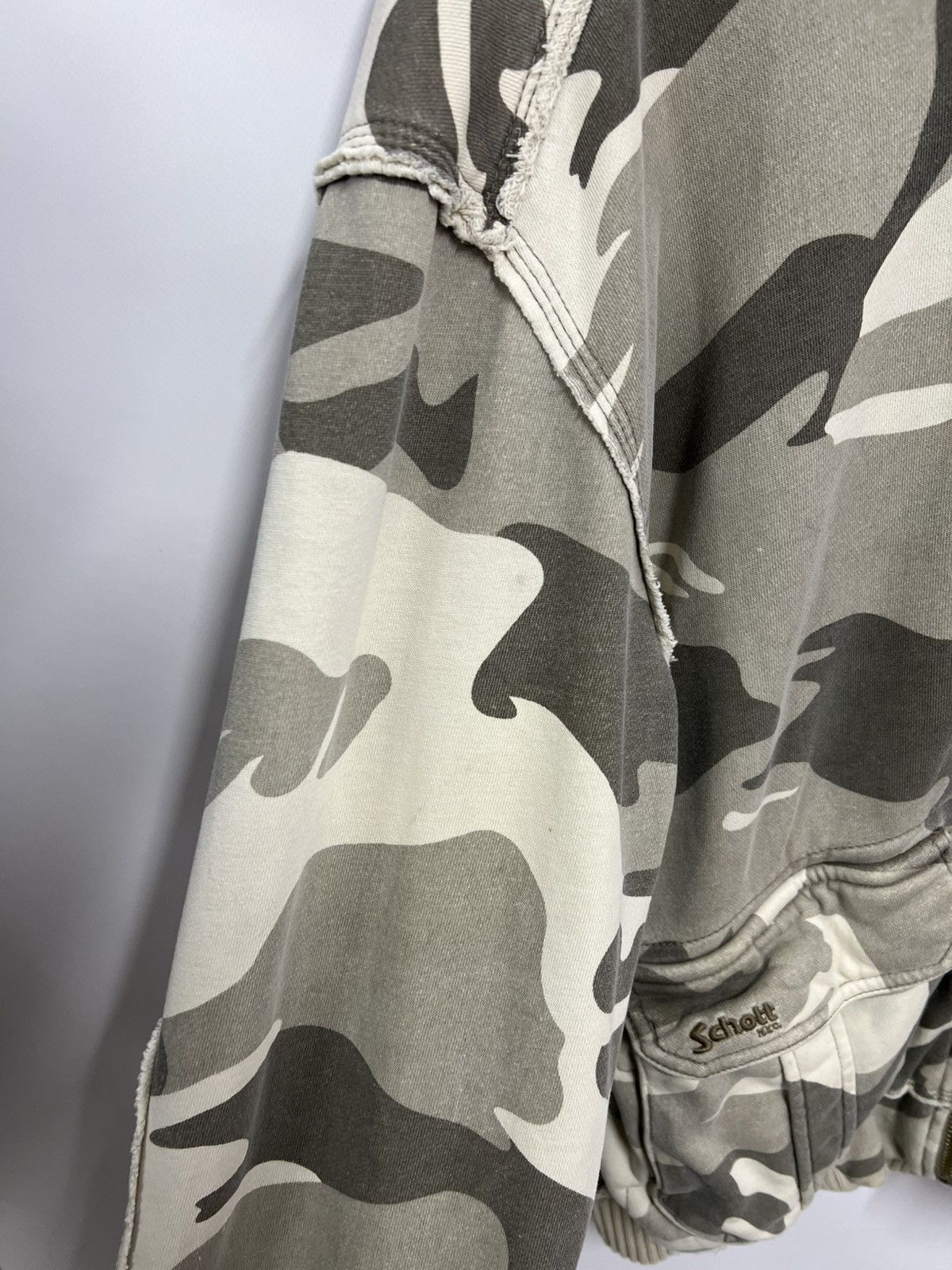 Schott Vintage streetwear Military Schott Camo Zip Hoodie Size US L / EU 52-54 / 3 - 6 Thumbnail