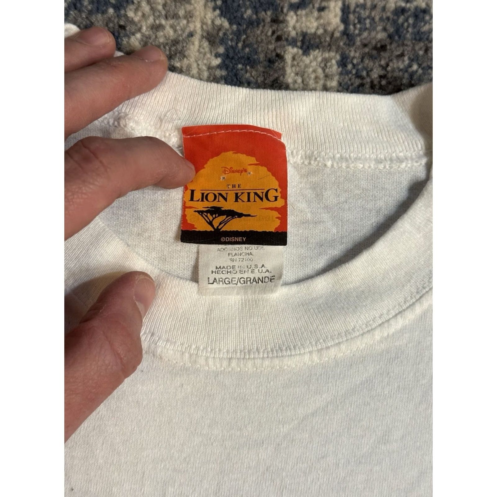Disney VINTAGE Disney 1996 The Lion King Movie Promo T Shirt L Simba Timon Pumbaa 90s Size US L / EU 52-54 / 3 - 4 Thumbnail