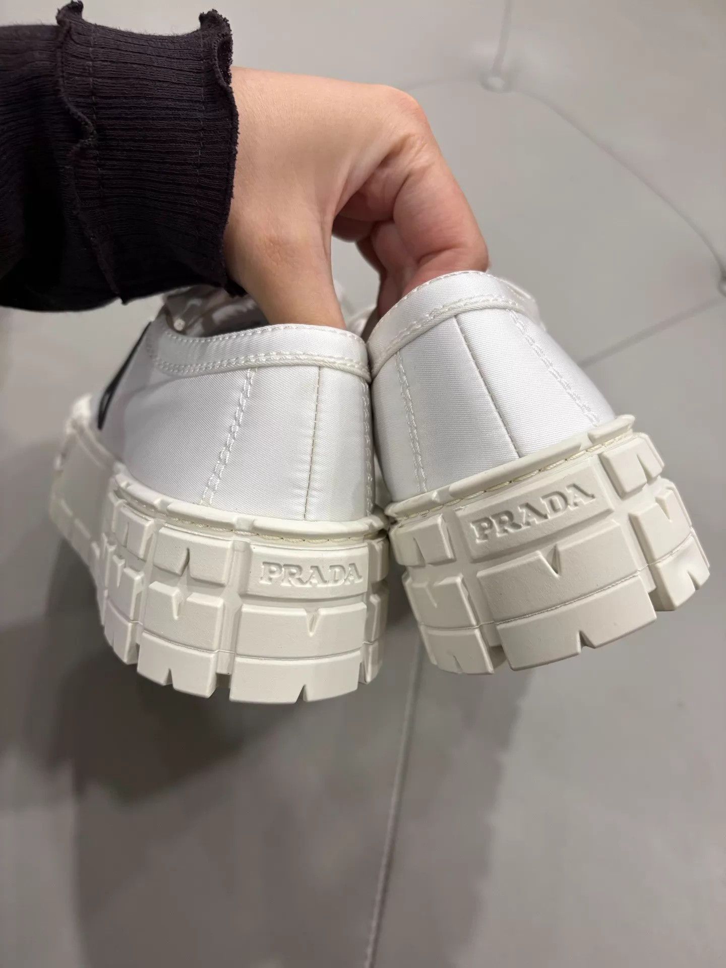 Prada Prada White Canvas Platform Cracker 35.5/35 99.99 Size US 5 / IT 35 - 3 Thumbnail