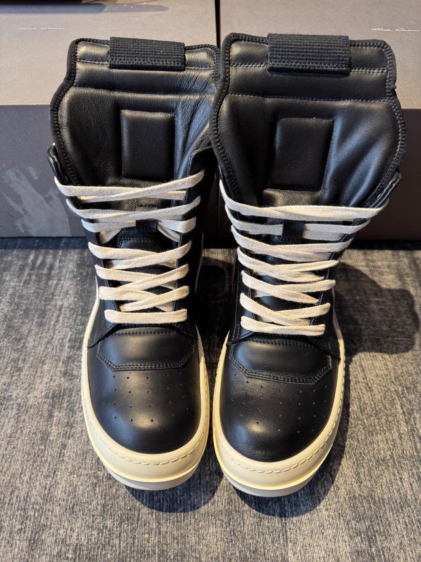 Rick Owens Rick Owens Mainline Triangle Sneakers Size US 7.5 / IT 37.5 - 4 Thumbnail