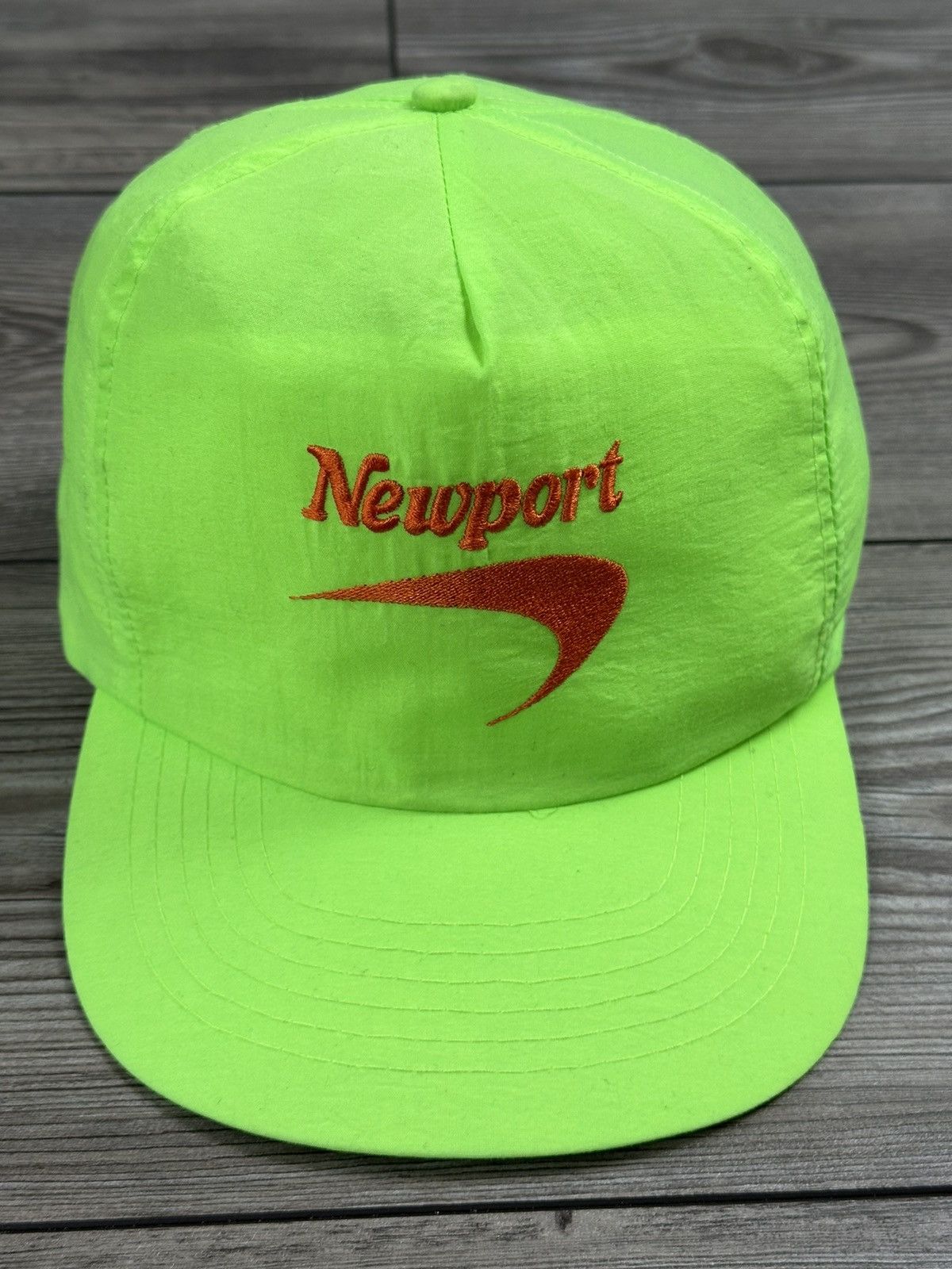 Vintage Vintage 90’s Neon Newport Cigarettes Nylon Snapback Size ONE SIZE - 2 Thumbnail