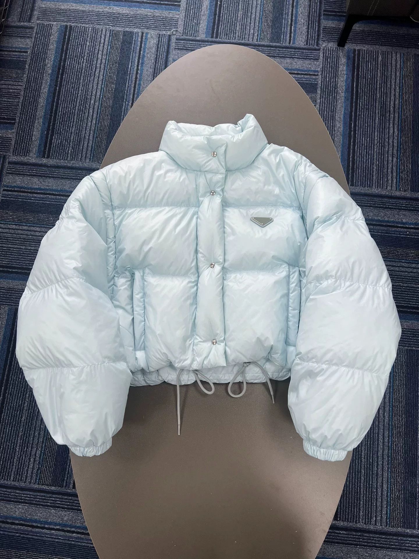 Prada prada triangle logo puffer jacket baby blue Size S / US 4 / IT 40 - 1 Thumbnail