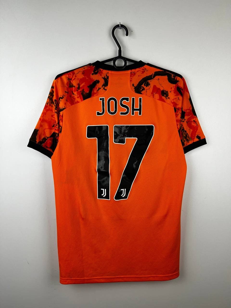 Vintage Juventus Adidas Josh jersey t-shirts size S Size US S / EU 44-46 / 1 - 2 Thumbnail