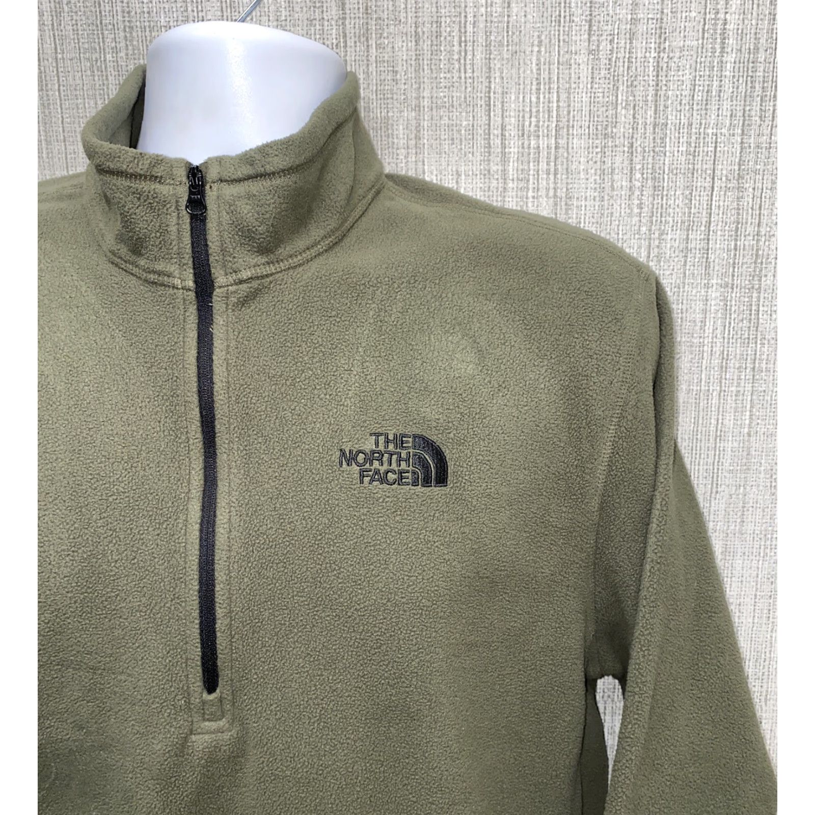 The North Face The North Face Mens Gray Fleece 1/2 Zip Pullover Jacket L Regular Size Gray Mens jacket 1/2 Zip Size US L / EU 52-54 / 3 - 2 Thumbnail