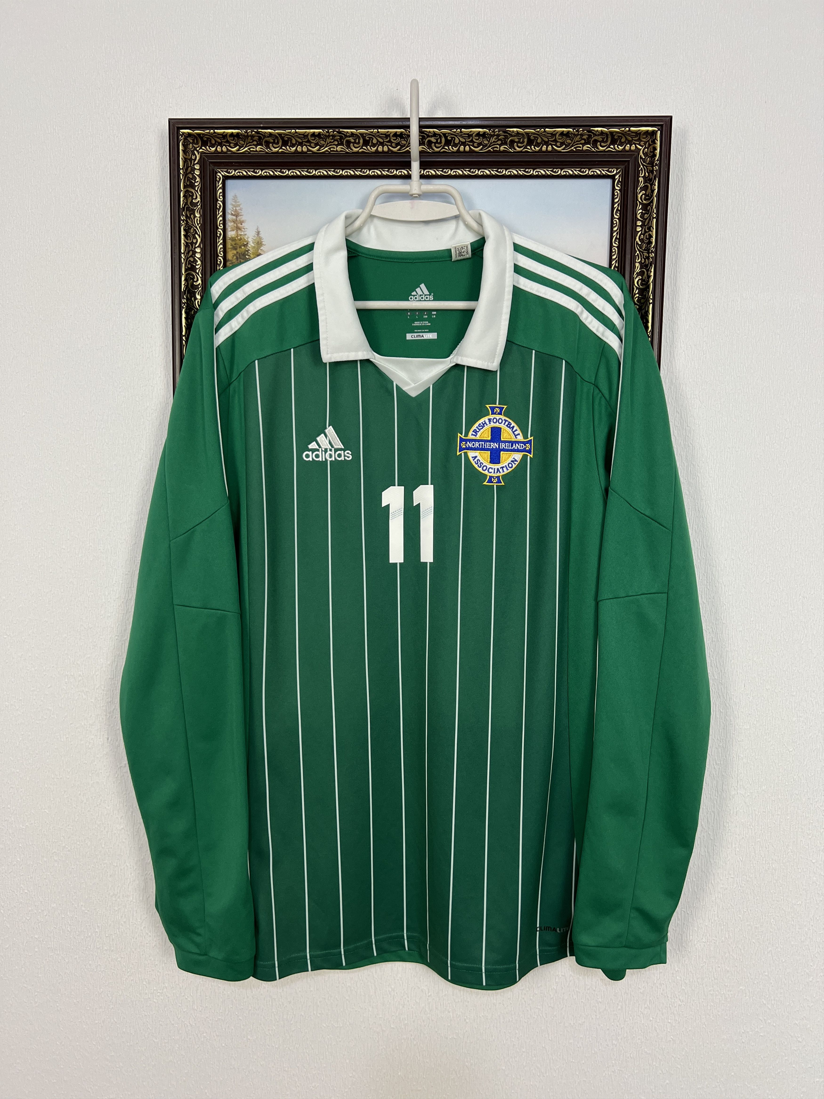 Adidas Northern Ireland football shirt Soccer Long Sleeve McClean Size US L / EU 52-54 / 3 - 1 Thumbnail