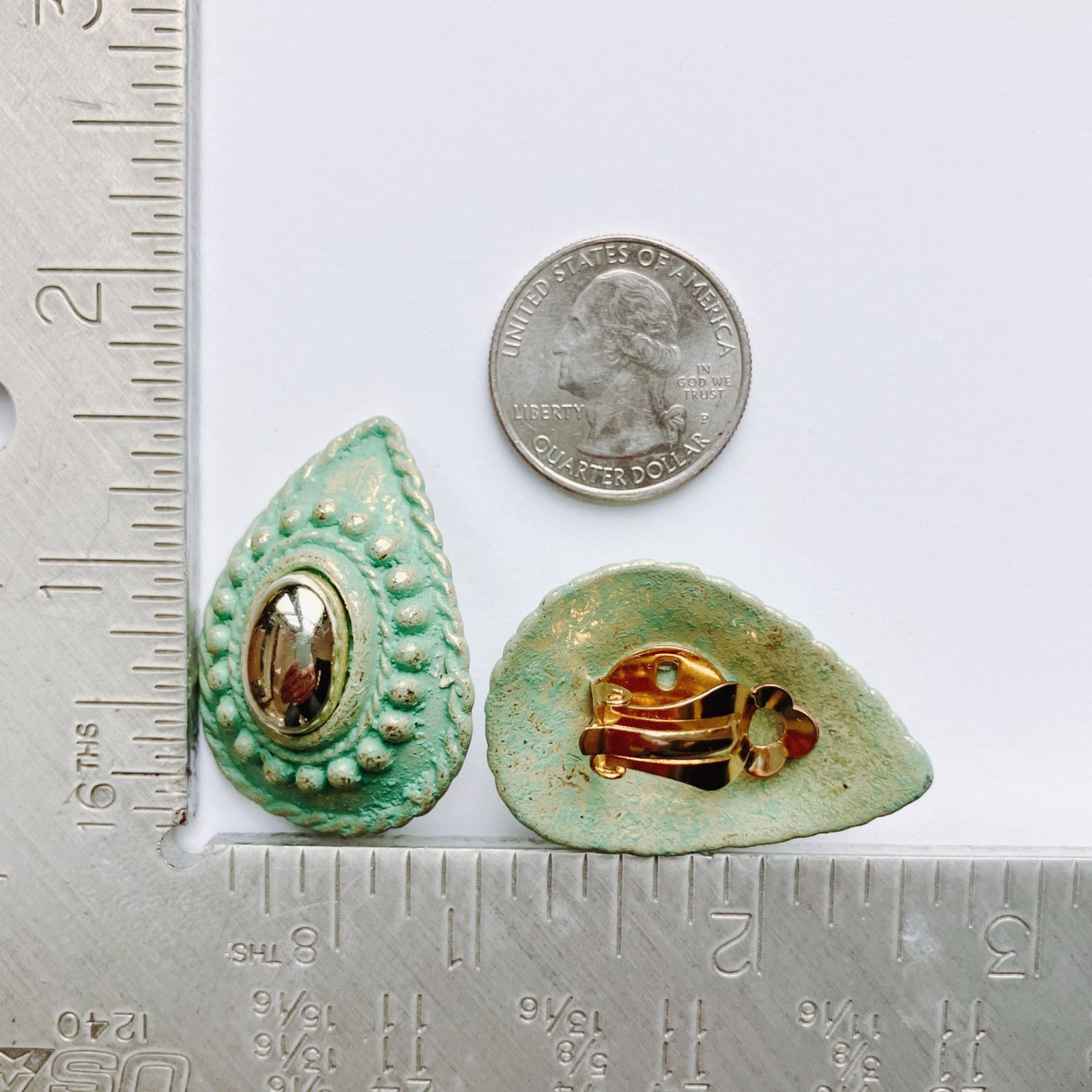 Vintage VTG 80s Mint Green Clip On Earrings Teardrop Reflective Size ONE SIZE - 8 Thumbnail