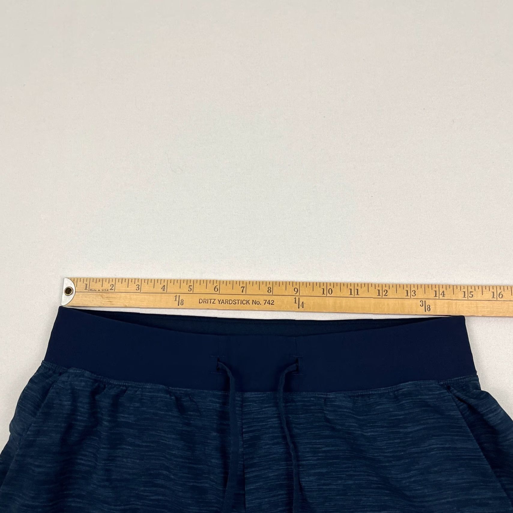 Lululemon Lululemon T.H.E Shorts Men Medium x 9" Lined Heather Blue Active Running Workout Size US 31 - 5 Thumbnail