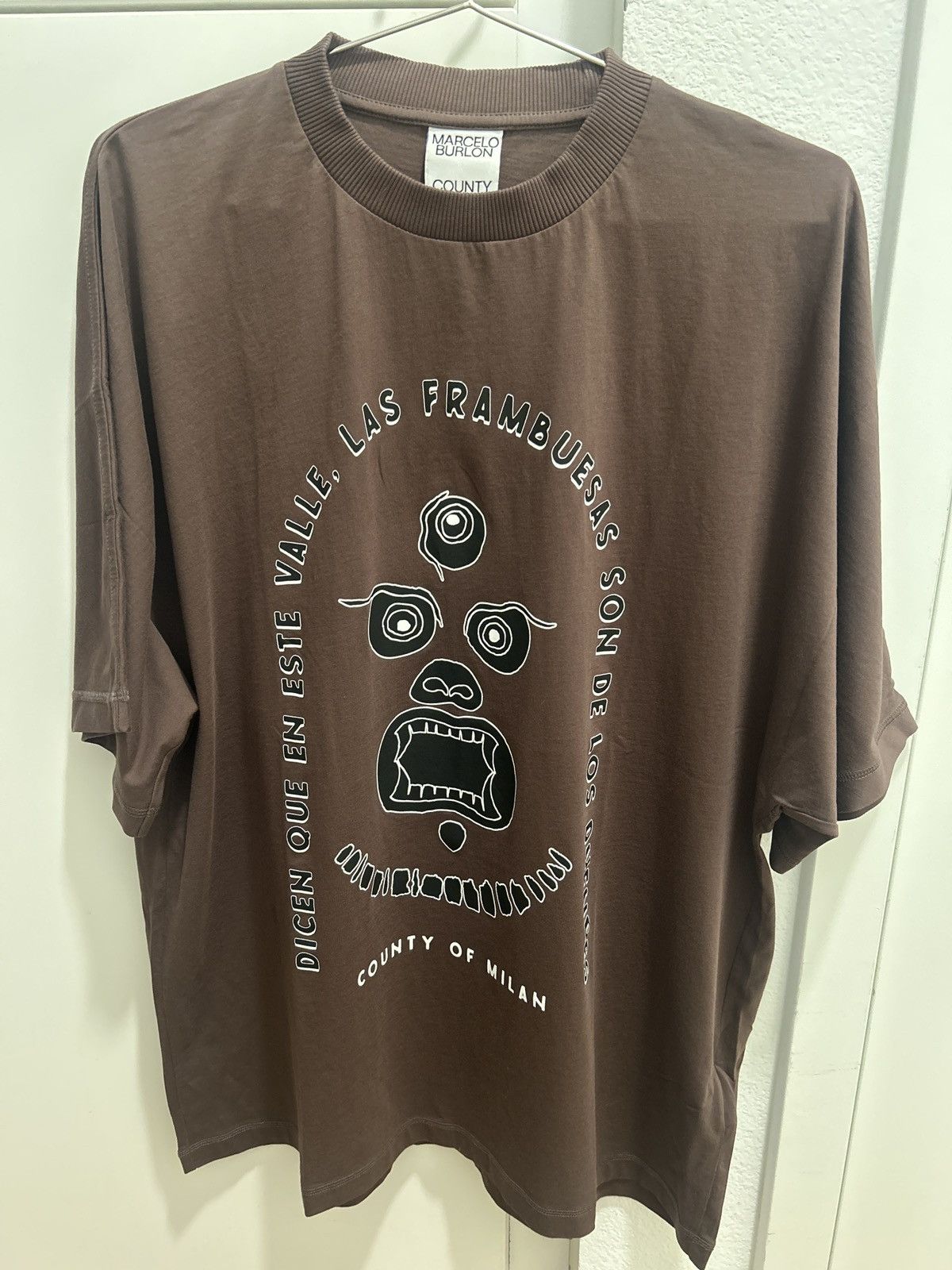 Marcelo Burlon Marcelo Burlon Mask T-Shirt Brown fits Large! Size US M / EU 48-50 / 2 - 1 Thumbnail