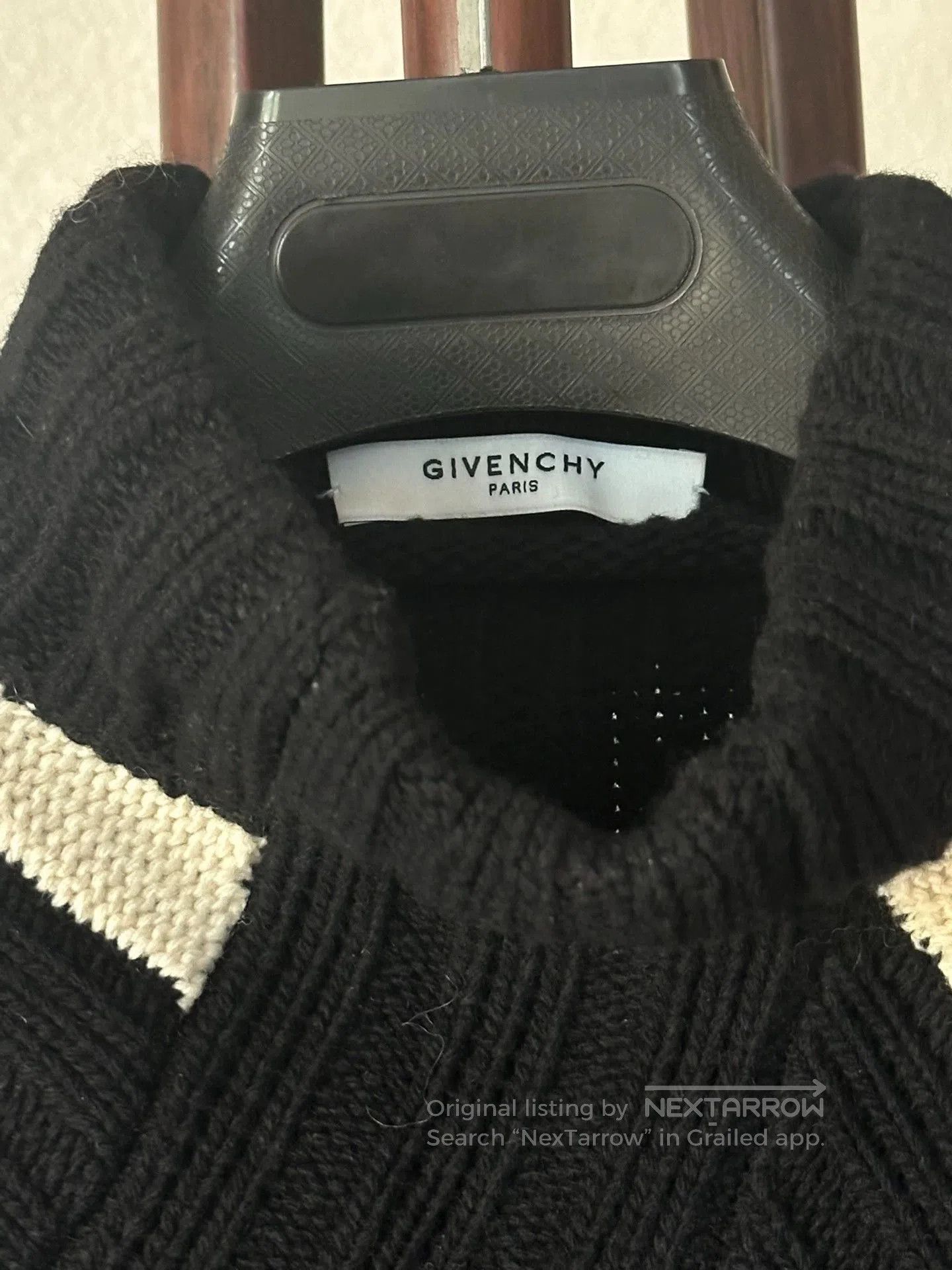 Givenchy Givenchy Black White Paneled Sweater XS. Size US XS / EU 42 / 0 - 2 Thumbnail