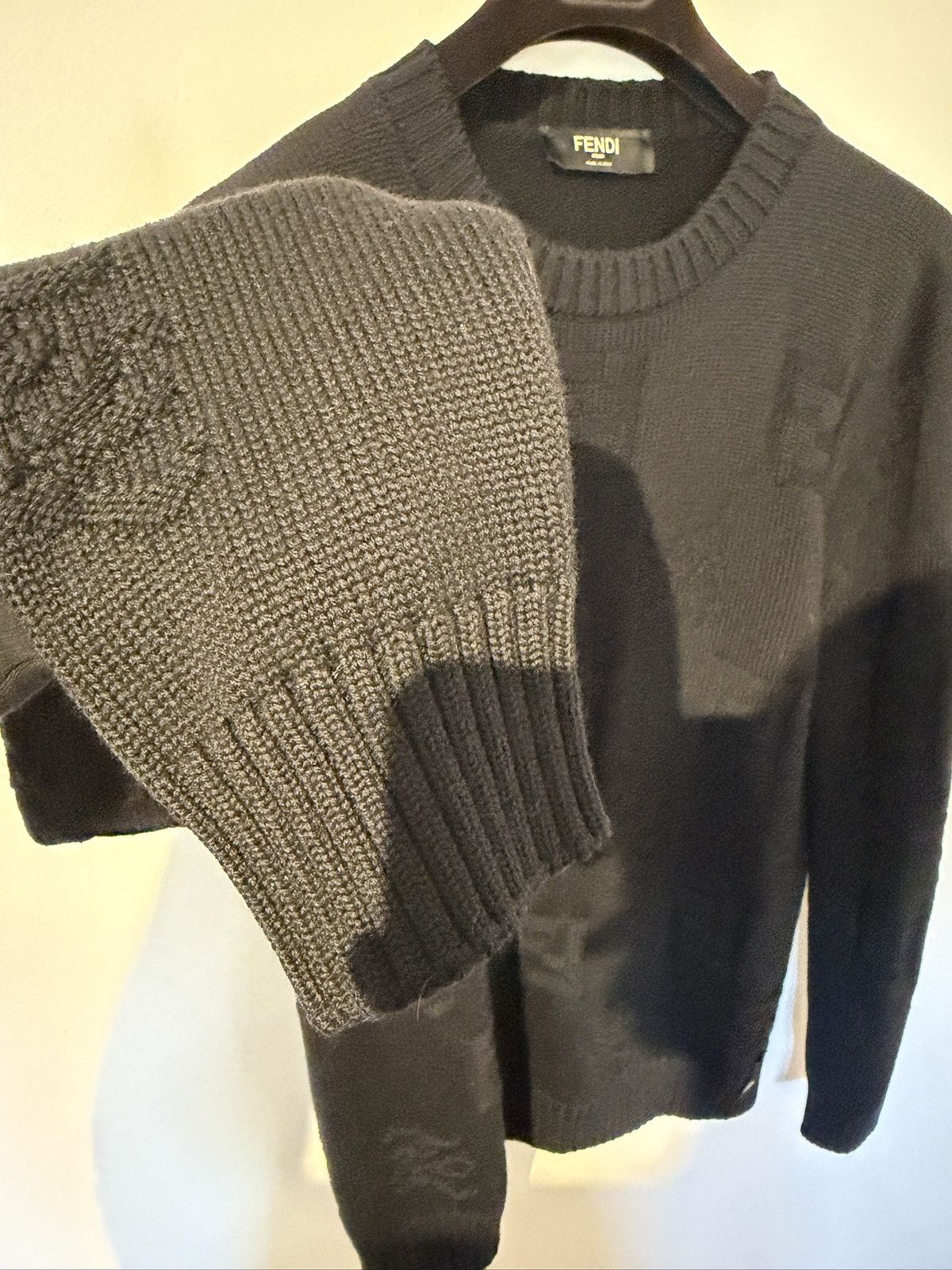 Fendi Fendi FF Motif Sweater Black Size US L / EU 52-54 / 3 - 5 Thumbnail