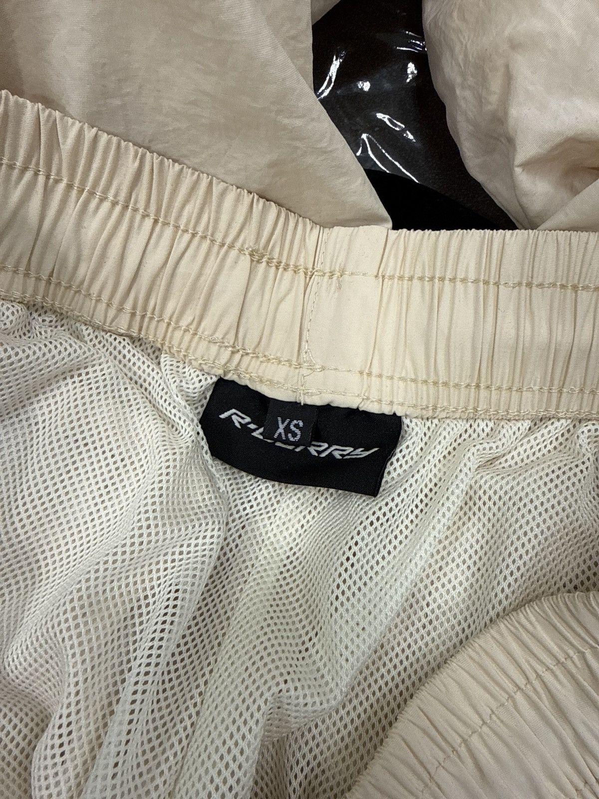 The GV Gallery GVGallery Raspberry Hills Casa Track Pants Cream XS Size US 30 / EU 46 - 3 Thumbnail