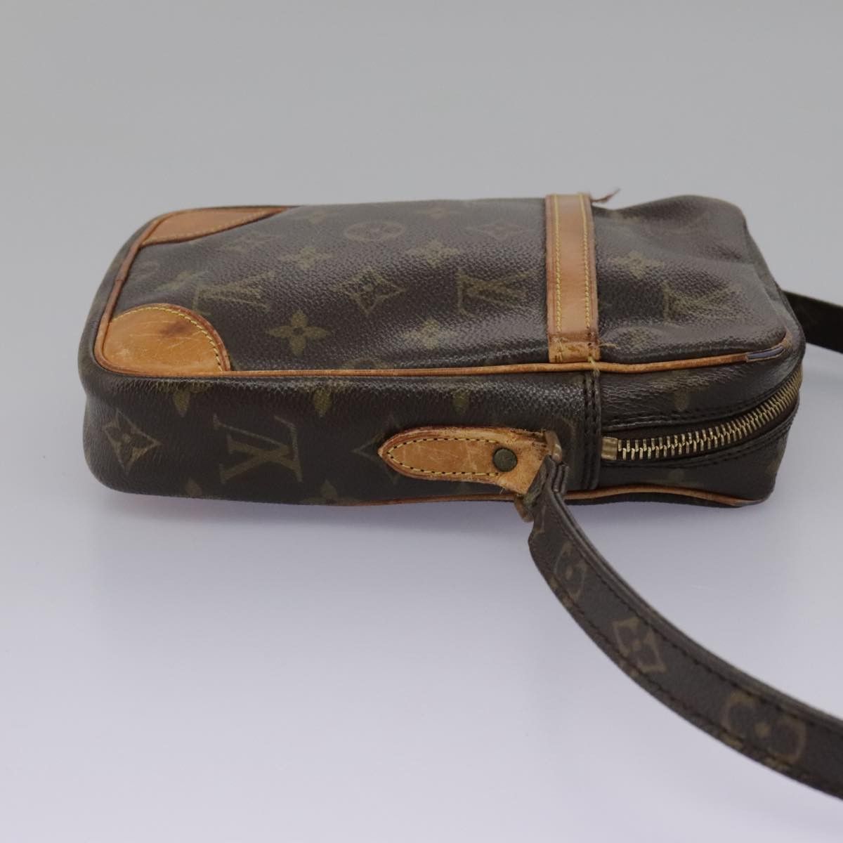 Louis Vuitton LOUIS VUITTON Monogram Danube Shoulder Bag M45266 Size ONE SIZE - 6 Thumbnail