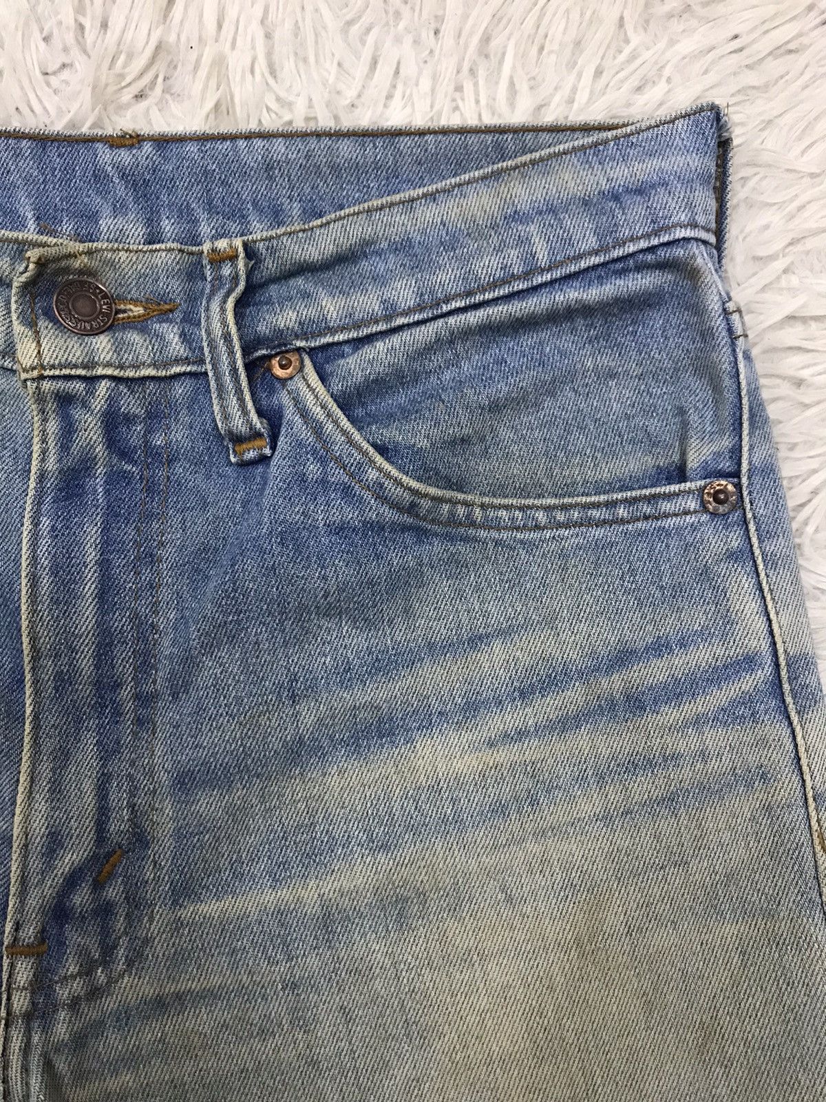 Vintage Levis Lot 506 Distressed Denim Jeans