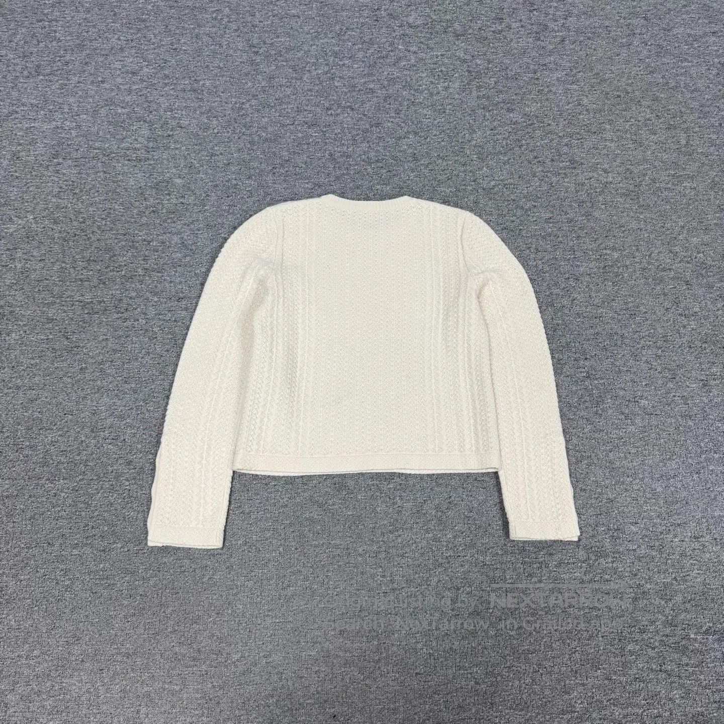 Chanel Chanel Sleeve button; Cashmere knit sweater| Size M / US 6-8 / IT 42-44 - 2 Thumbnail