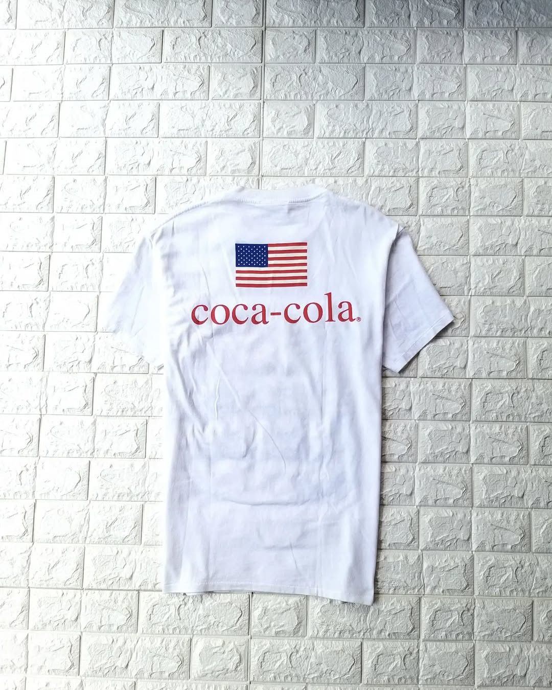 Vintage Rare Vtg The Coca-Cola Company '96 Tshirt Size US M / EU 48-50 / 2 - 2 Thumbnail