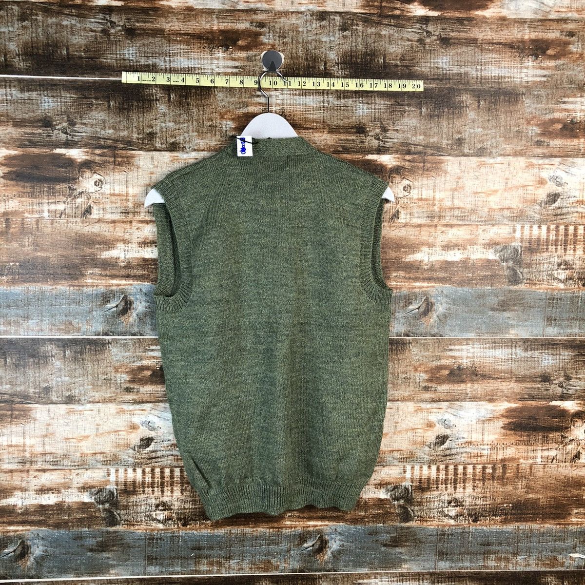 Japanese Brand Japanese Brand vintage Green Vest Knitwear #A2490 Size US S / EU 44-46 / 1 - 10 Thumbnail