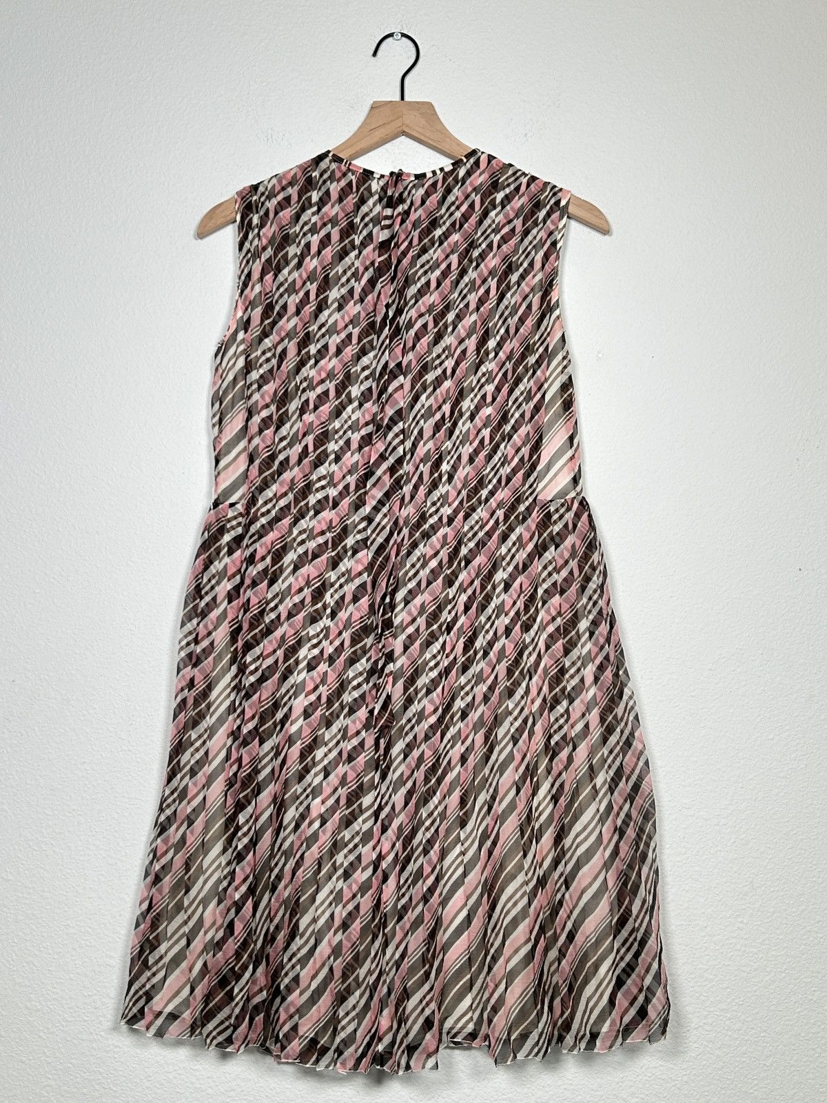 Prada Silk Plaid Pleated Sleeveless Mini Dress Size M / US 6-8 / IT 42-44 - 4 Thumbnail