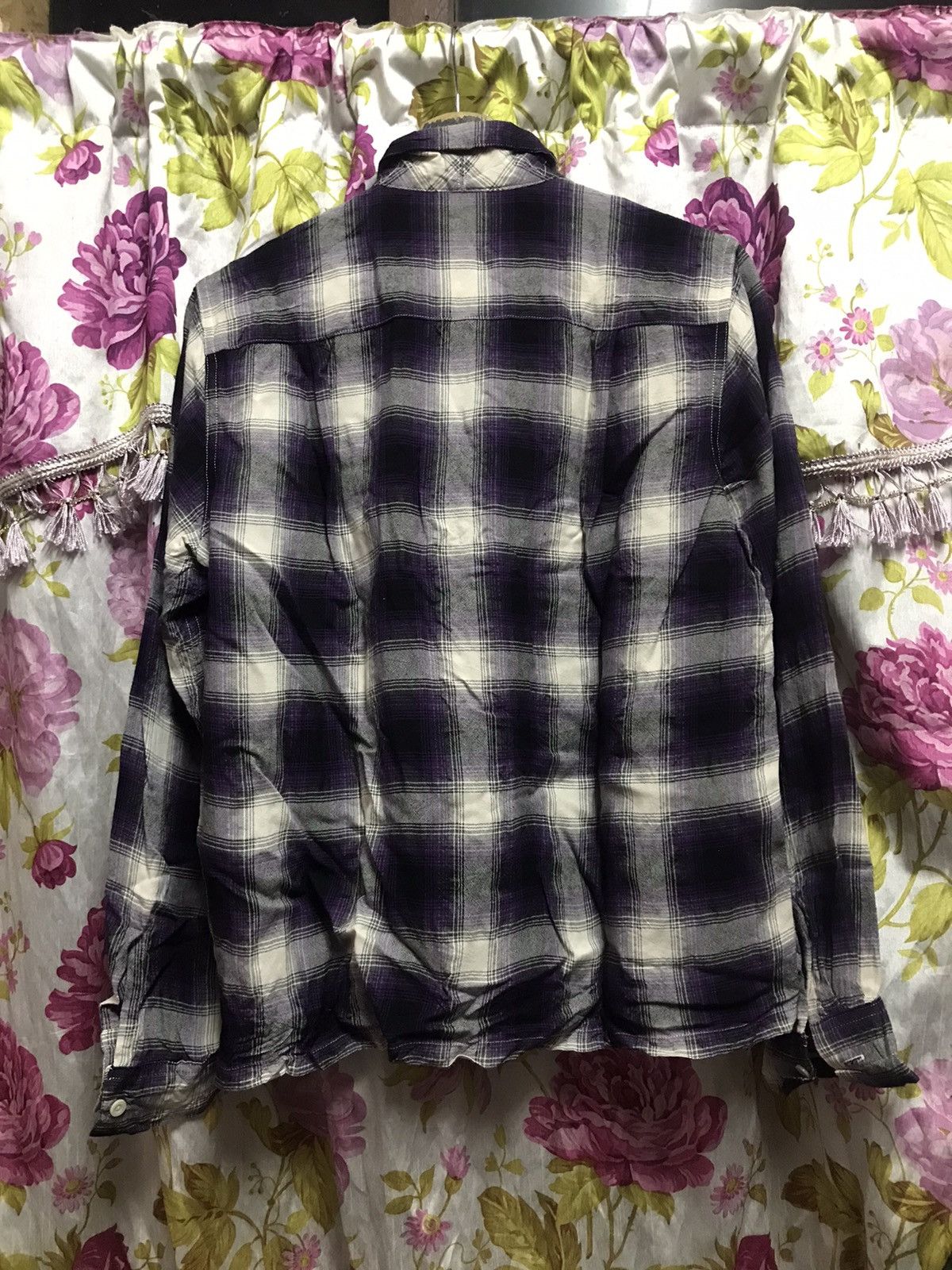 Number (N)ine Autjentic Number Nine Rayon Button Size US M / EU 48-50 / 2 - 2 Thumbnail