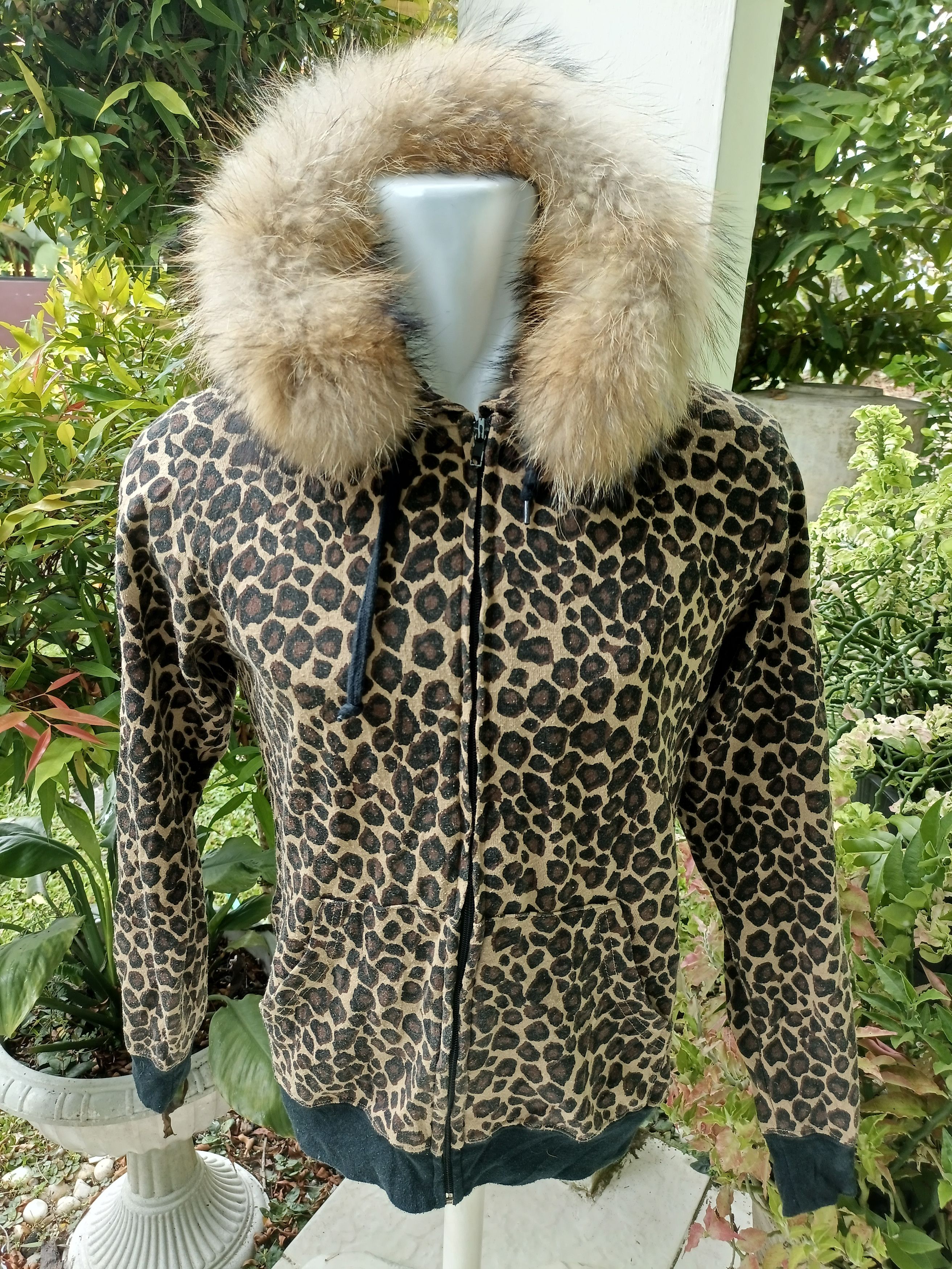 If Six Was Nine × Japanese Brand × Le Grande Bleu (L.G.B.) Y2K SHOCK NINE Leopard Ear Fur Zipper Hoodie Size US M / EU 48-50 / 2 - 5 Thumbnail
