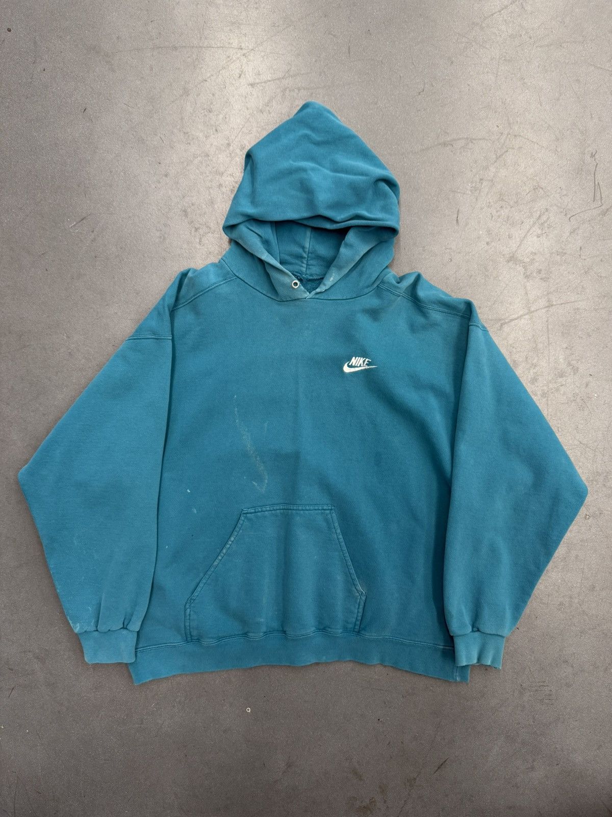 Nike 90's Vintage Nike Spellout Embroidered Swoosh Hoodie Size US L / EU 52-54 / 3 - 1 Thumbnail