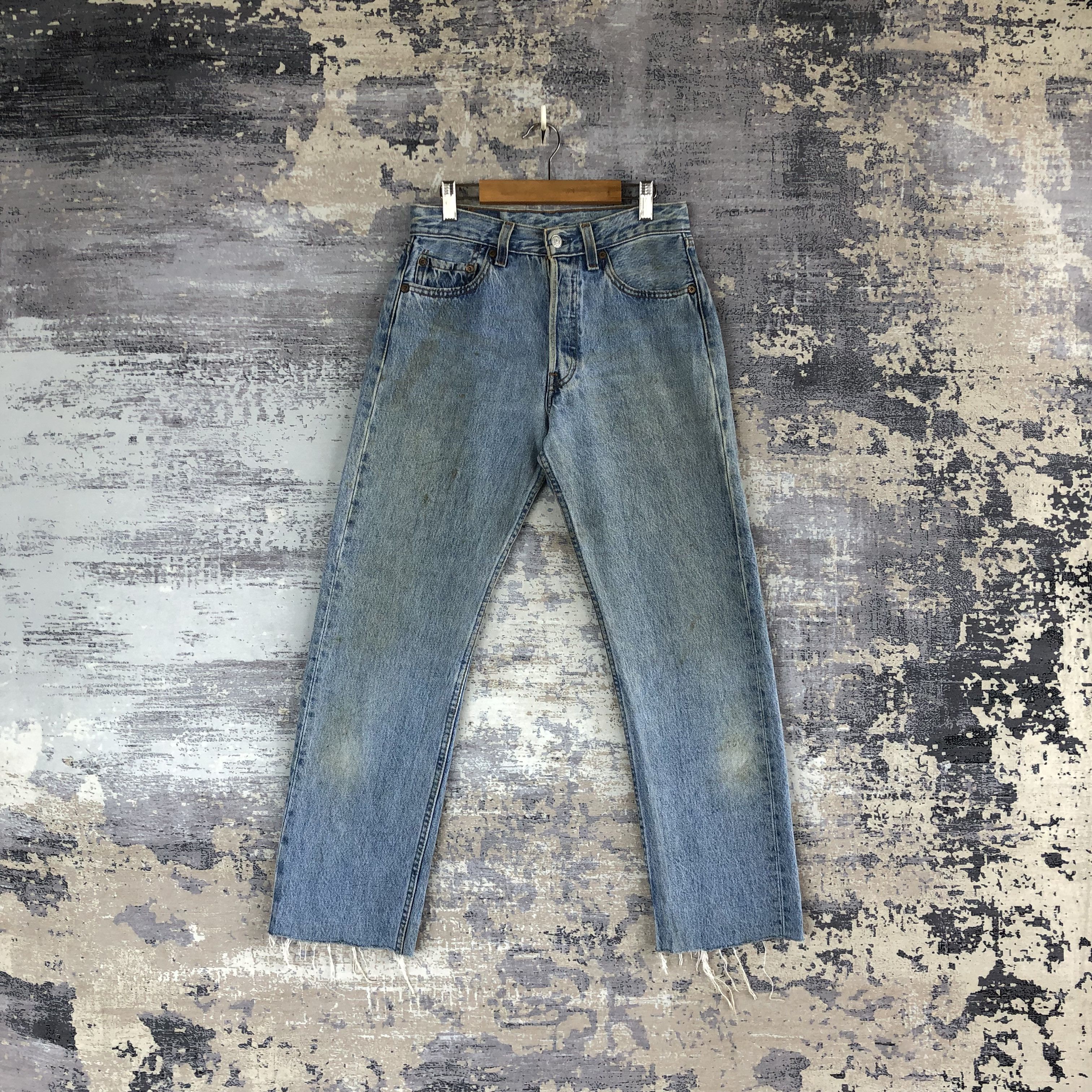 Levi's Vintage Levis 501 Jeans Dirty Levi's Faded Stone Wash Denim Size 26" / US 2 / IT 38 - 3 Thumbnail