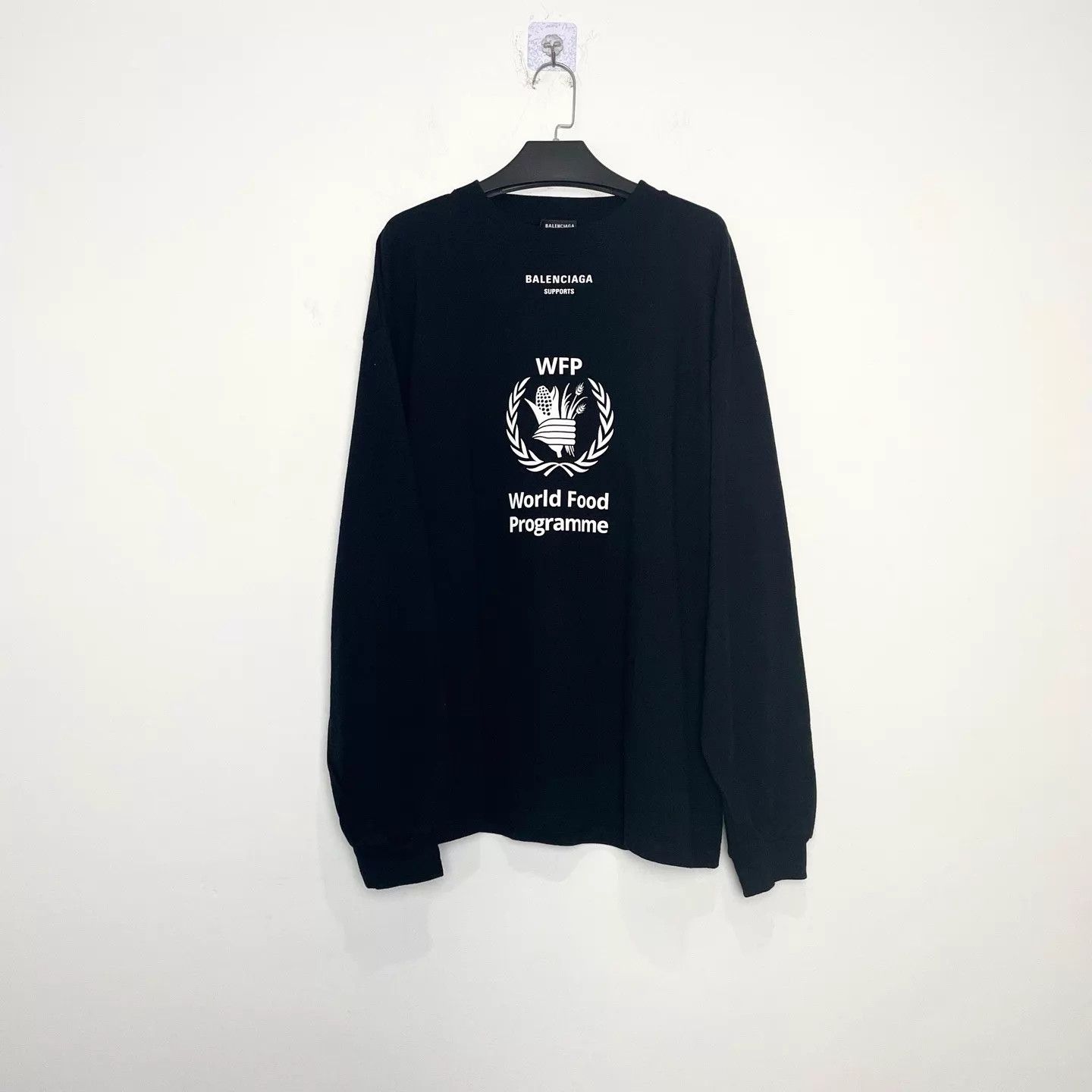 Balenciaga Balenciaga x WFP Long Black Tee M Size US M / EU 48-50 / 2 - 1 Thumbnail