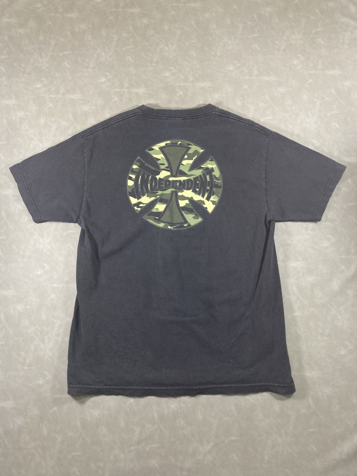 Independent Truck Co. Independent Camo Logo Size US M / EU 48-50 / 2 - 2 Thumbnail