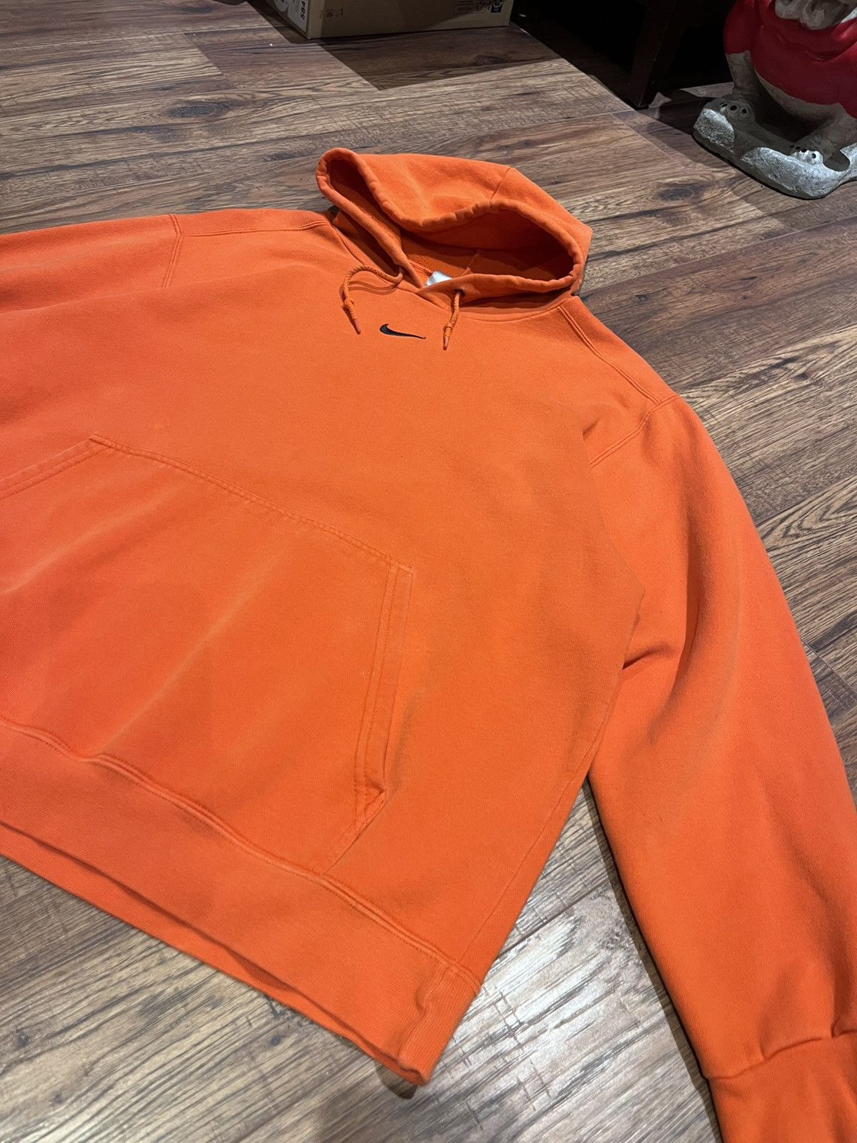Nike Vintage Nike Centre Swoosh Orange Pullover Boxy Hoodie y2k Size US L / EU 52-54 / 3 - 3 Thumbnail