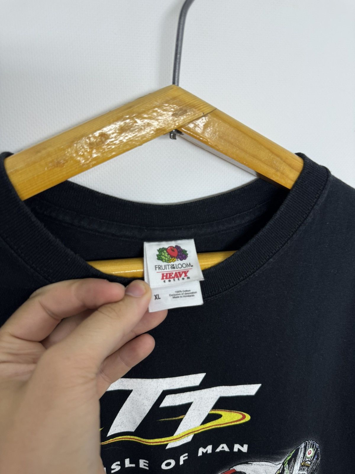 Fruit Of The Loom Vintage Y2k 2012 Isle of Man TT Moto Racing T-shirt Size US XL / EU 56 / 4 - 8 Thumbnail