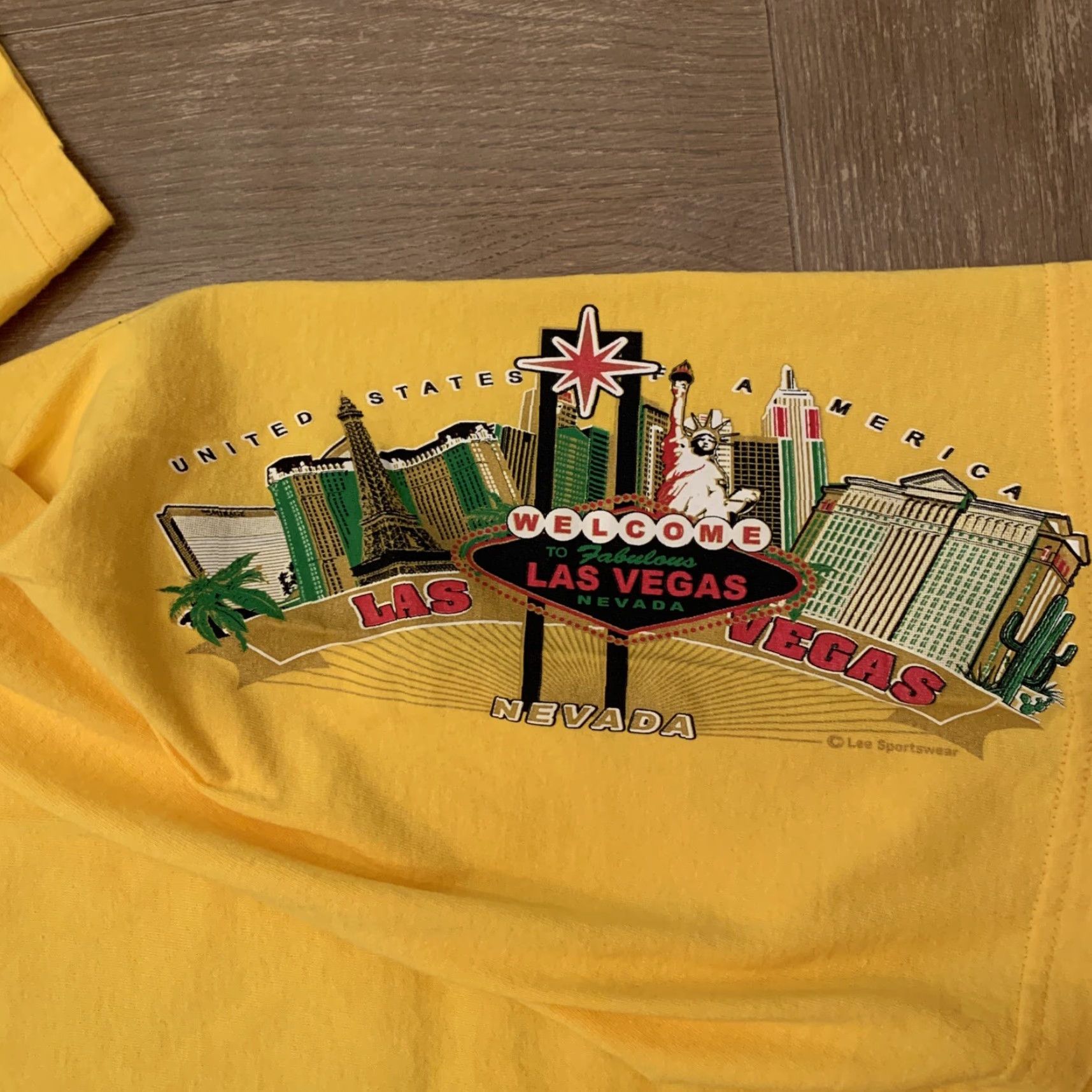 Vintage Rainforest Cafe T-Shirt Yellow Size L Short Sleeve Graphic Nature Unisex Adults Size US L / EU 52-54 / 3 - 5 Thumbnail