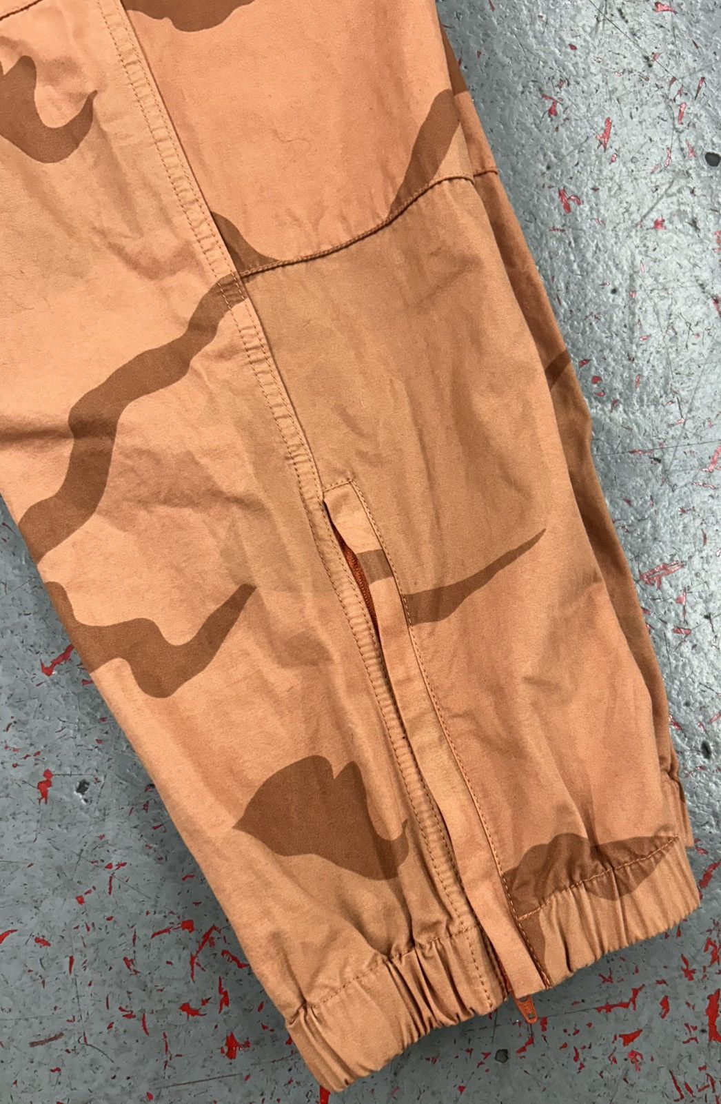 Stone Island × Supreme Supreme x Stone Island Cargo Pants Coral Camo Size 30 Size US 30 / EU 46 - 11 Thumbnail