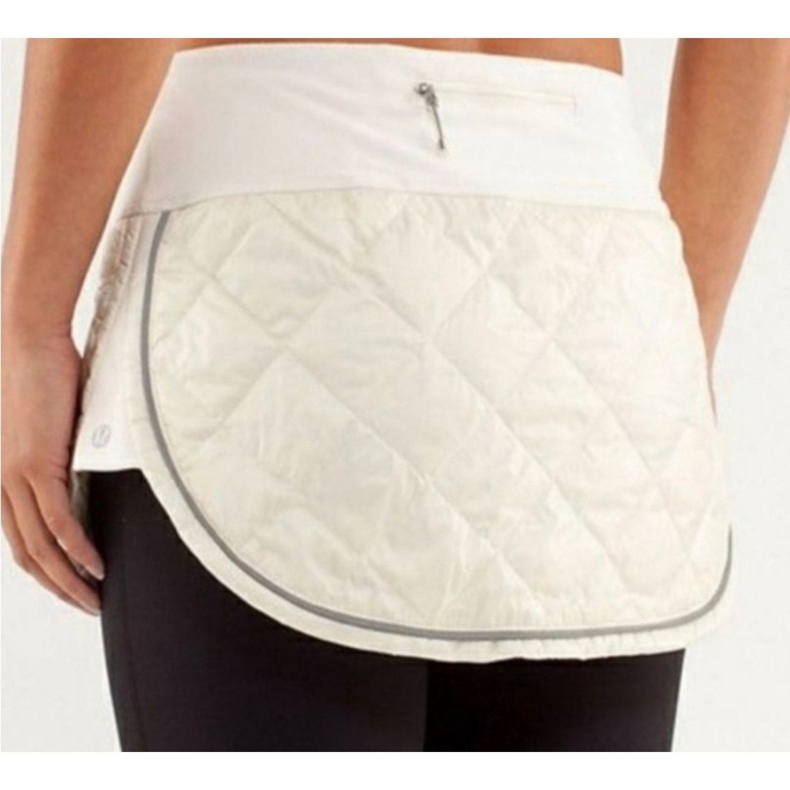 Lululemon Lululemon Hot Cheeks Skirt in Polar Cream Size 2 Size 26" / US 2 / IT 38 - 2 Thumbnail