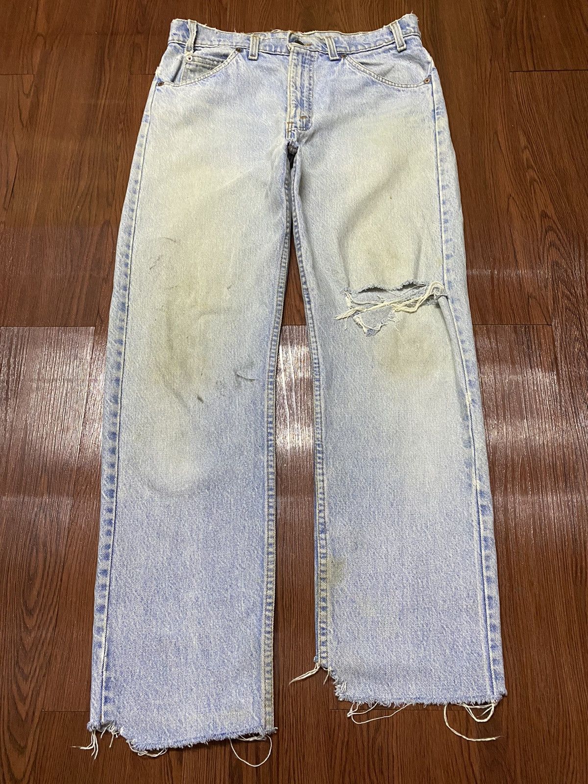 Levi's Vintage Clothing Vintage Levis 80s Faded Wash Distressed Style Loose Jeans Size US 32 / EU 48 - 1 Thumbnail