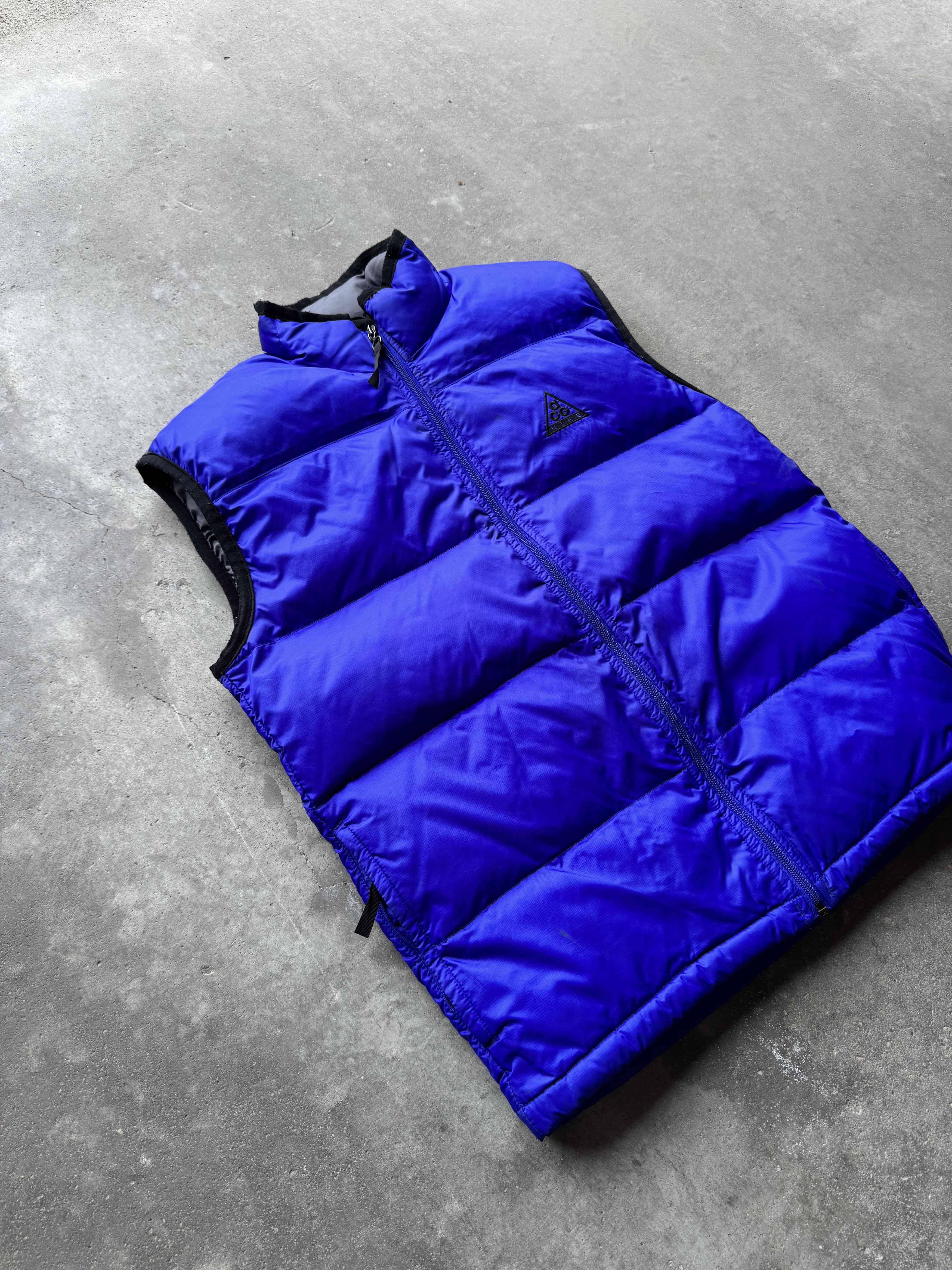 Nike ACG Vintage 90's Nike ACG Puffer Vest Size US S / EU 44-46 / 1 - 2 Thumbnail