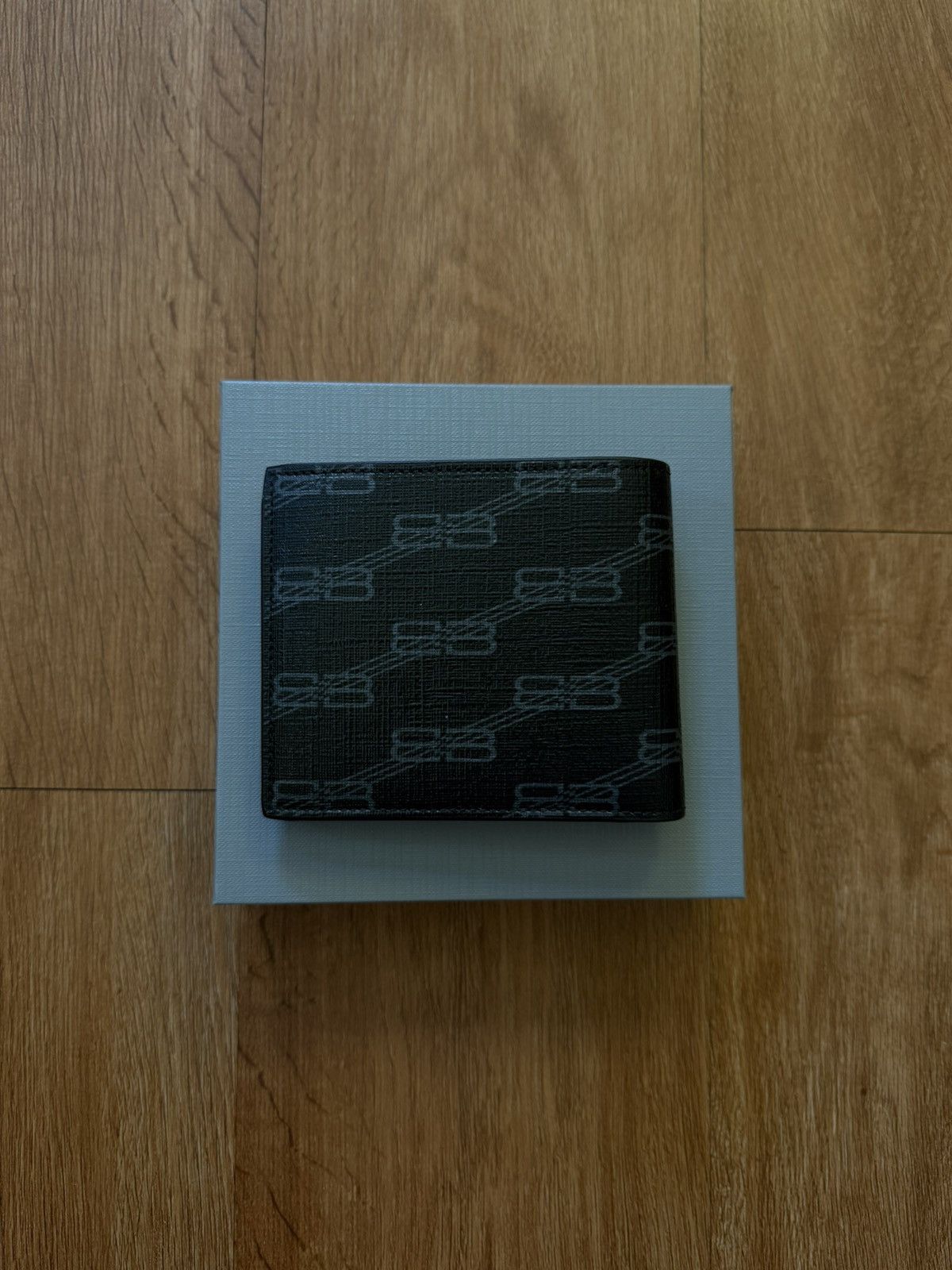 Balenciaga BB Monogram Bi-Fold Size ONE SIZE - 2 Thumbnail