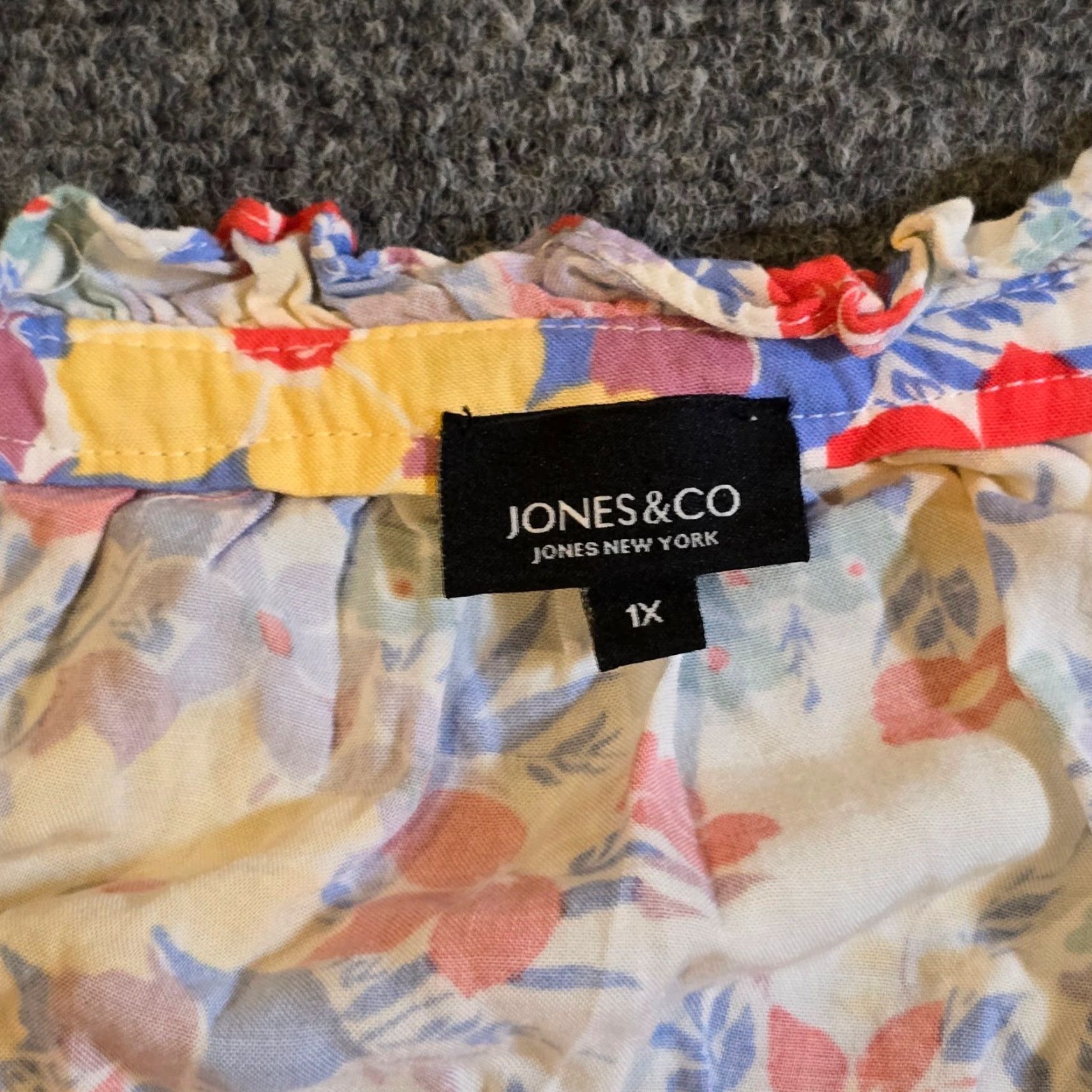 CO Jones & Co Top Womens 1X White Yellow Floral V Neck Peasant 3/4 Sleeve Casual Shirt Womens (Plus) Size XL / US 12-14 / IT 48-50 - 3 Thumbnail