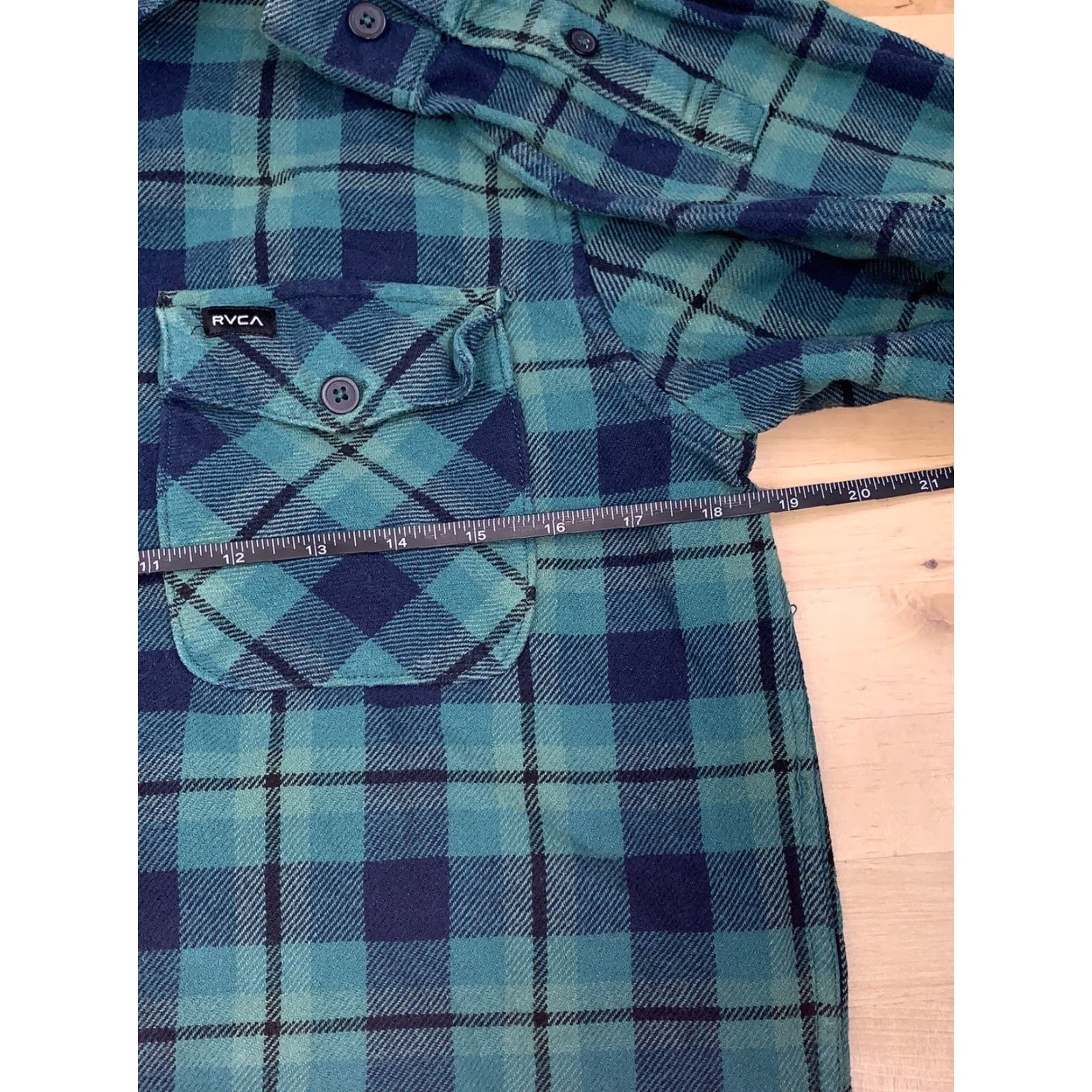 RVCA RVCA Shirt Womens XS Button-Up Flannel Green Plaid Long Sleeve Casual Collar 100% Cotton Vintage? No Size XS / US 0-2 / IT 36-38 - 5 Thumbnail